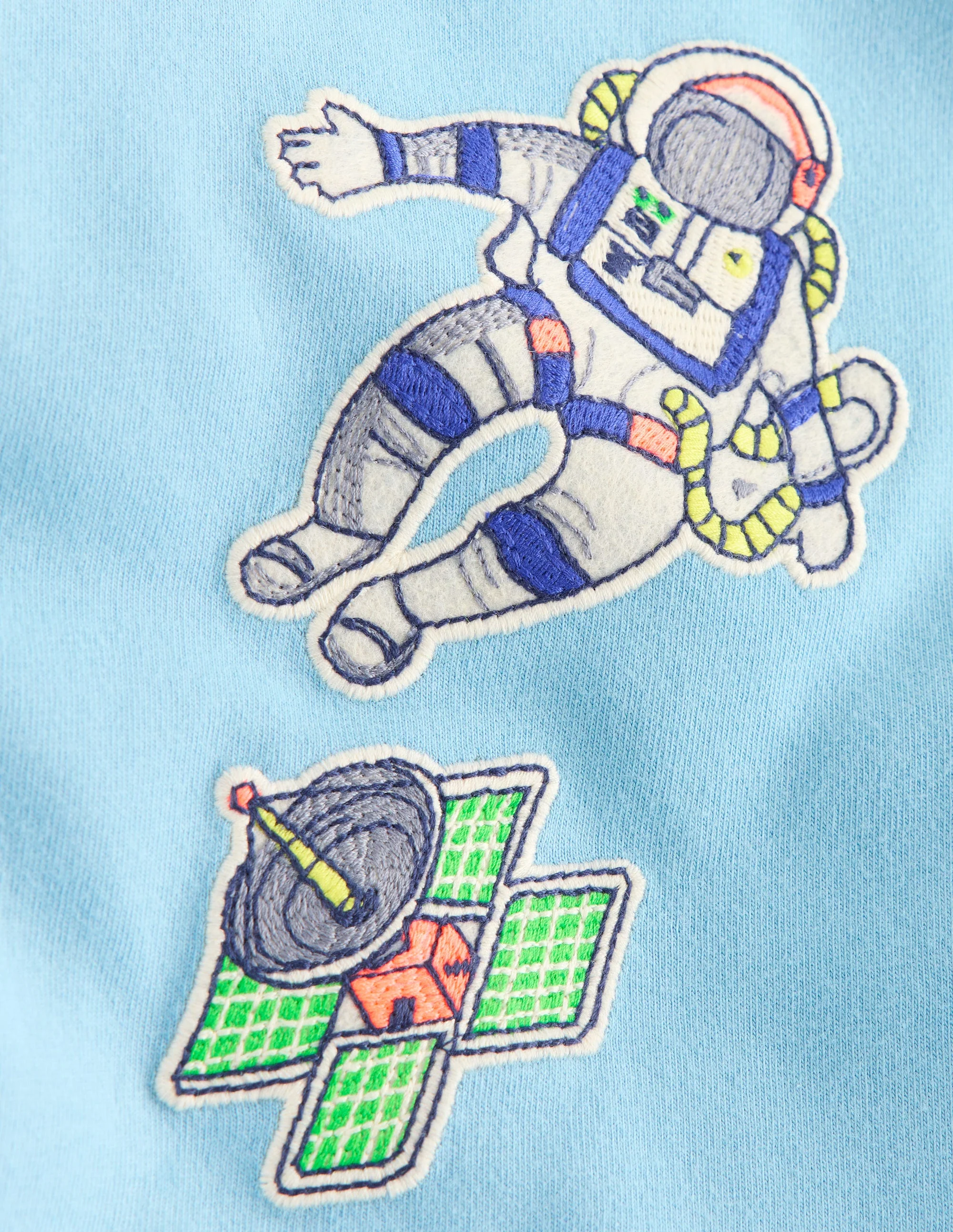 Badge T-Shirt-GLACIER LAKE Outer Space - Image 3
