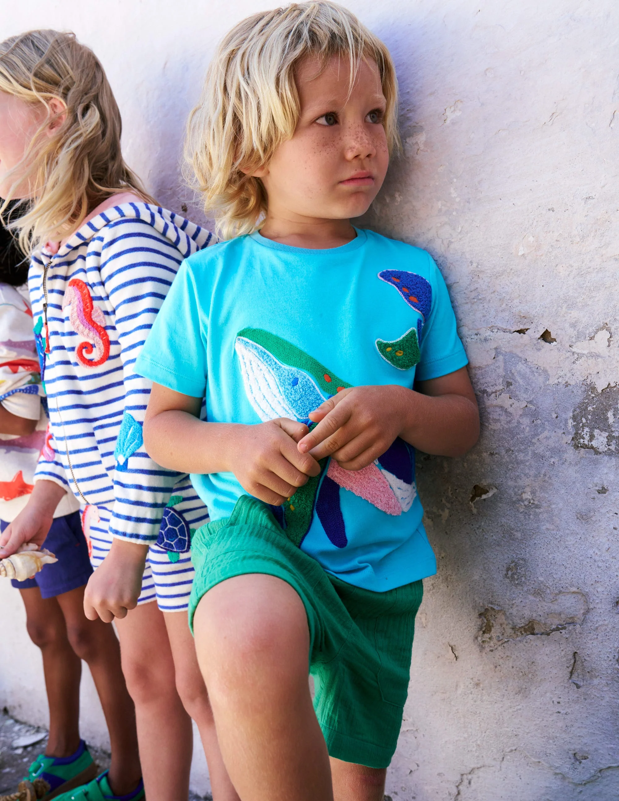 Chain Stitch T-Shirt-Caribbean Blue Whale - Image 4