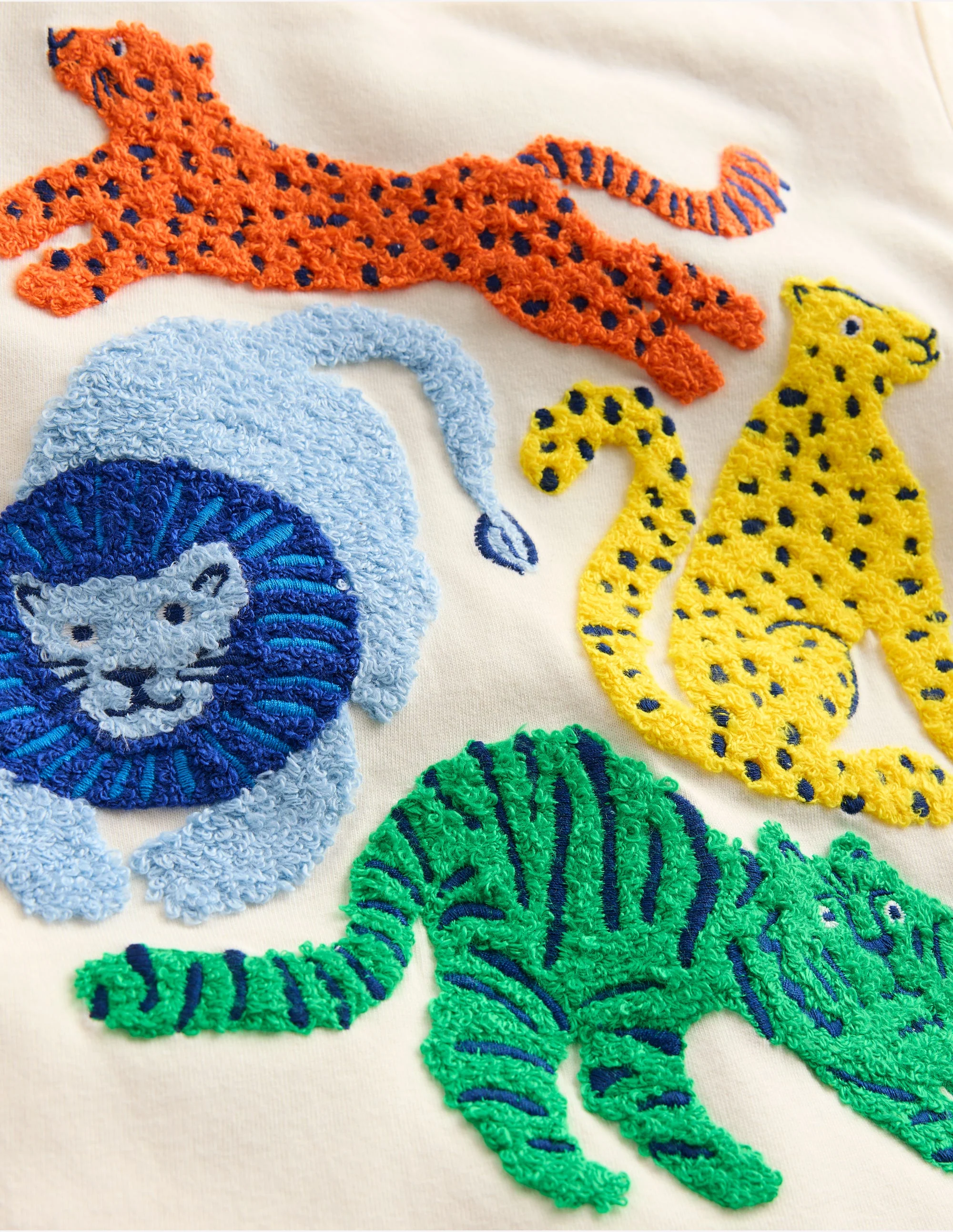 Short Sleeve Bouclé T-shirt-Soft Ivory Big Cats - Image 3