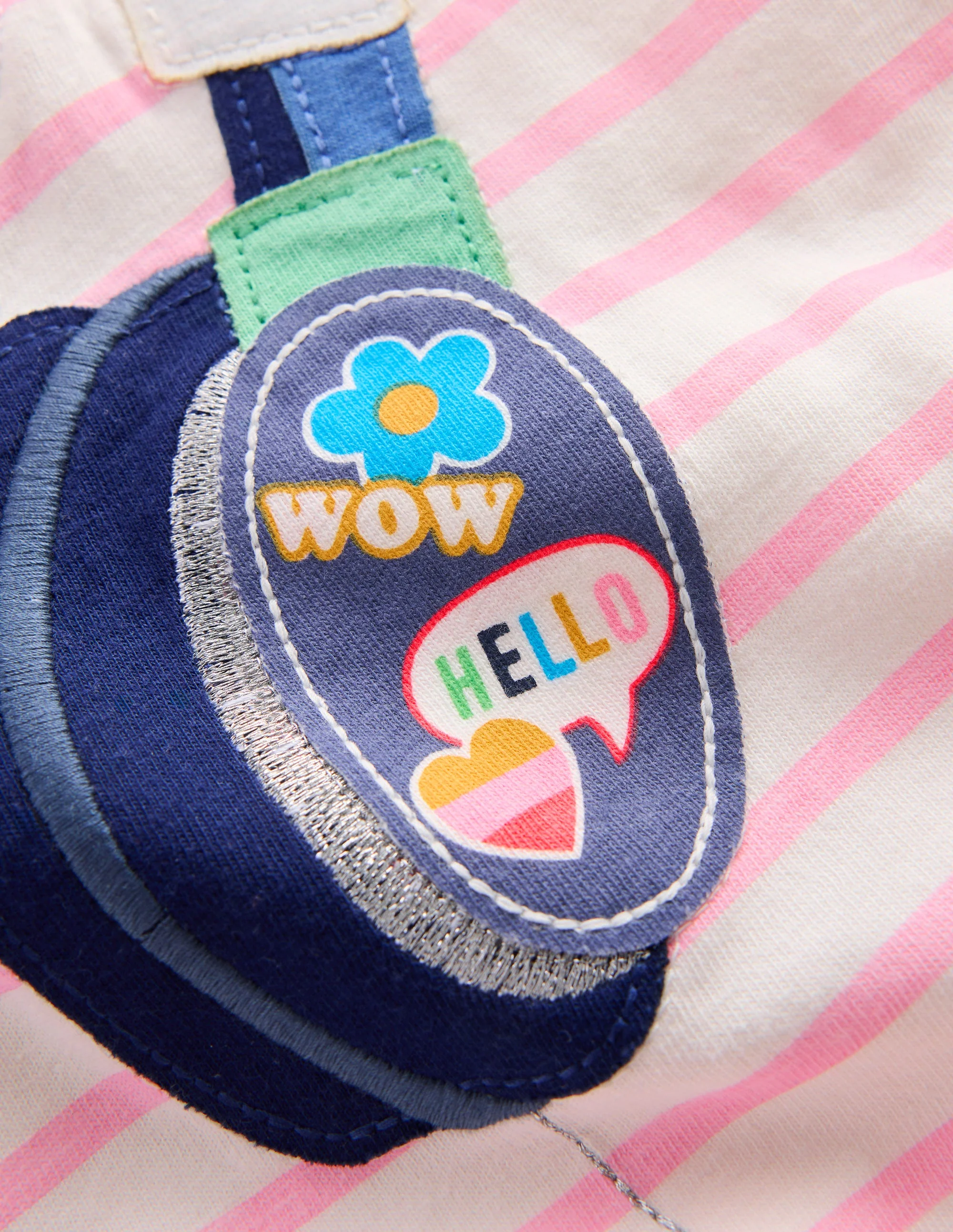 Relaxed Applique T-shirt-Formica Pink/ Ivory Headphones - Image 3