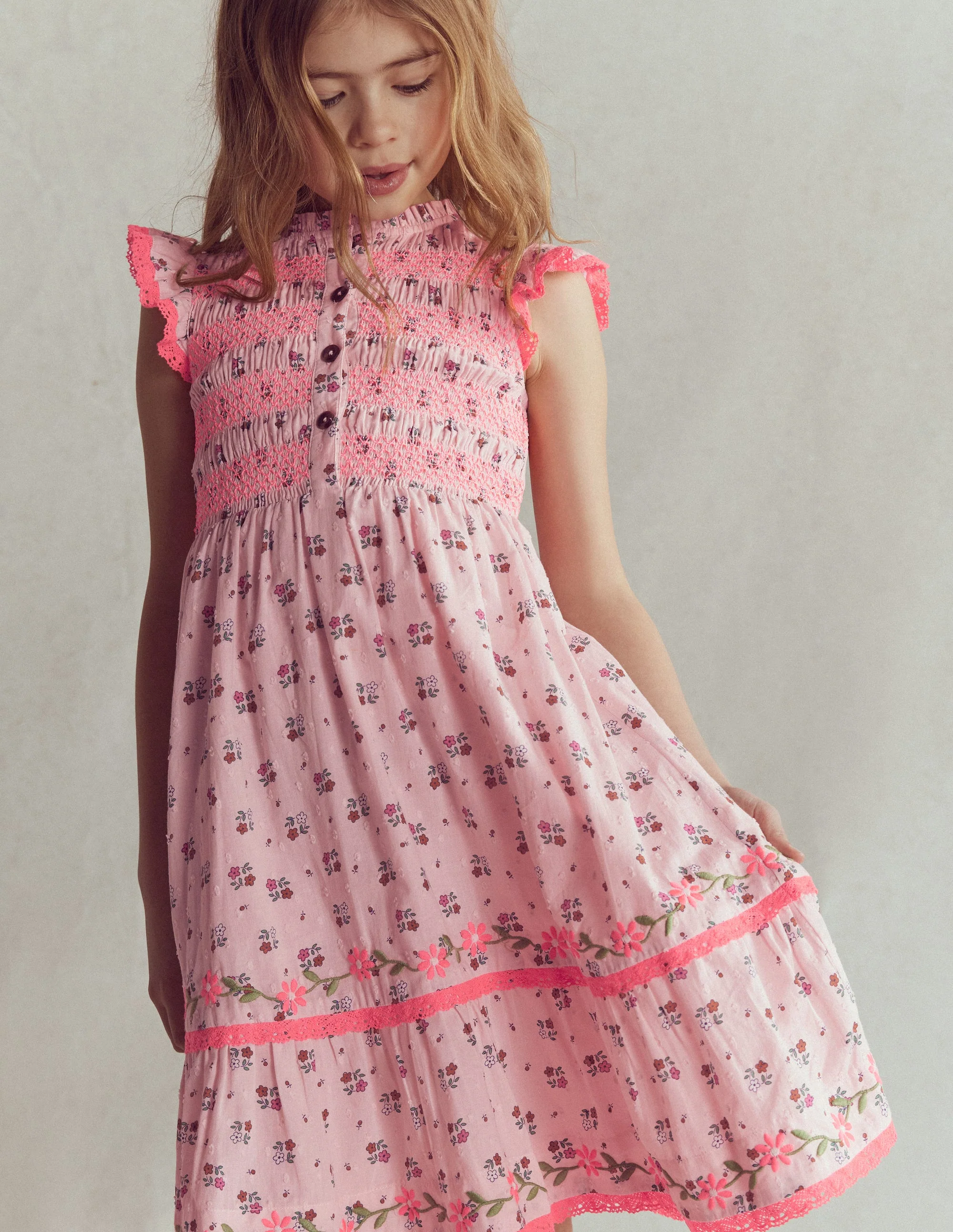 Shirred Bodice Midi Dress-Chalk Pink Daisy Chain - Image 3