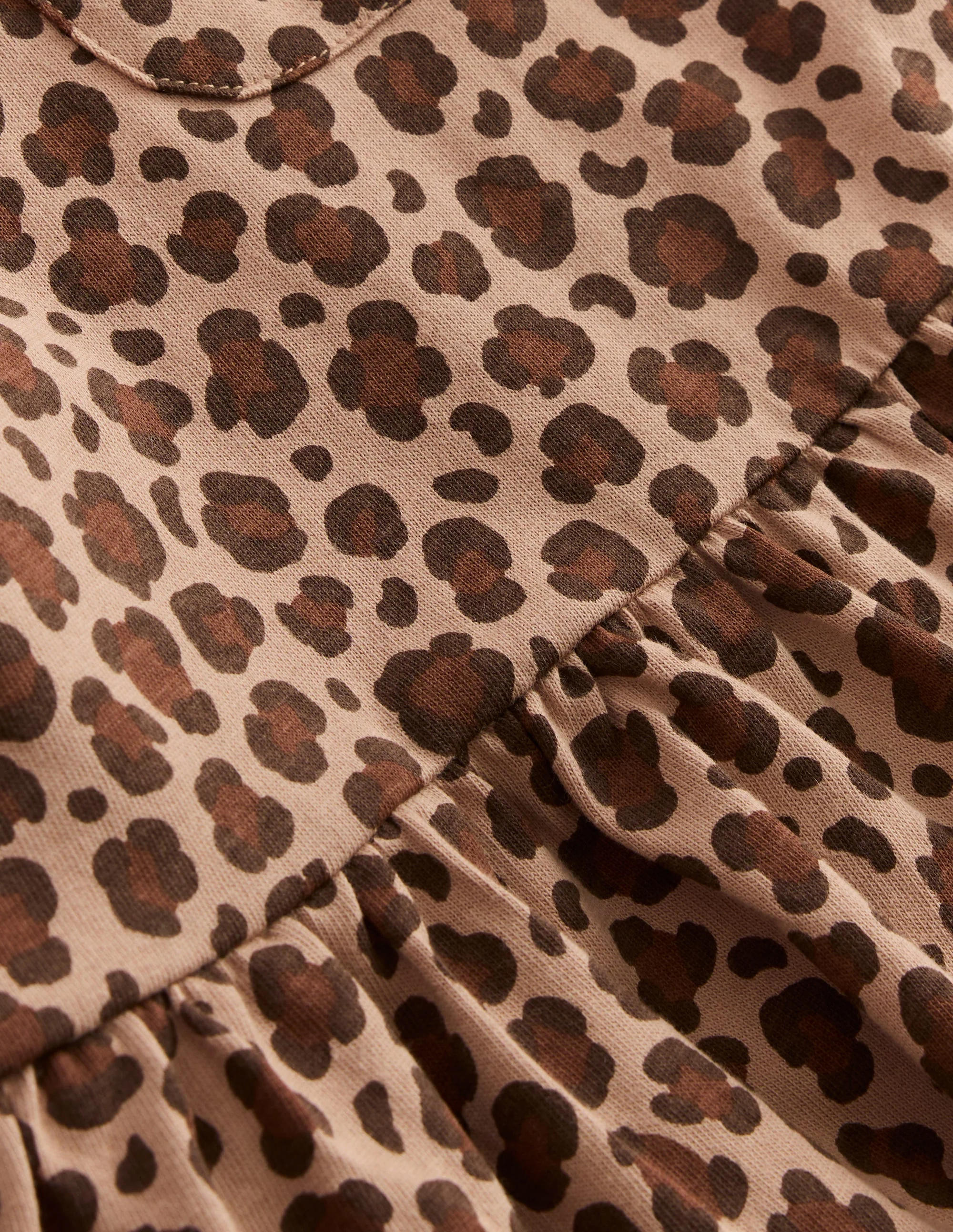 Short Sleeve Peplum Top-Partridge Brown Leopard Print - Image 3