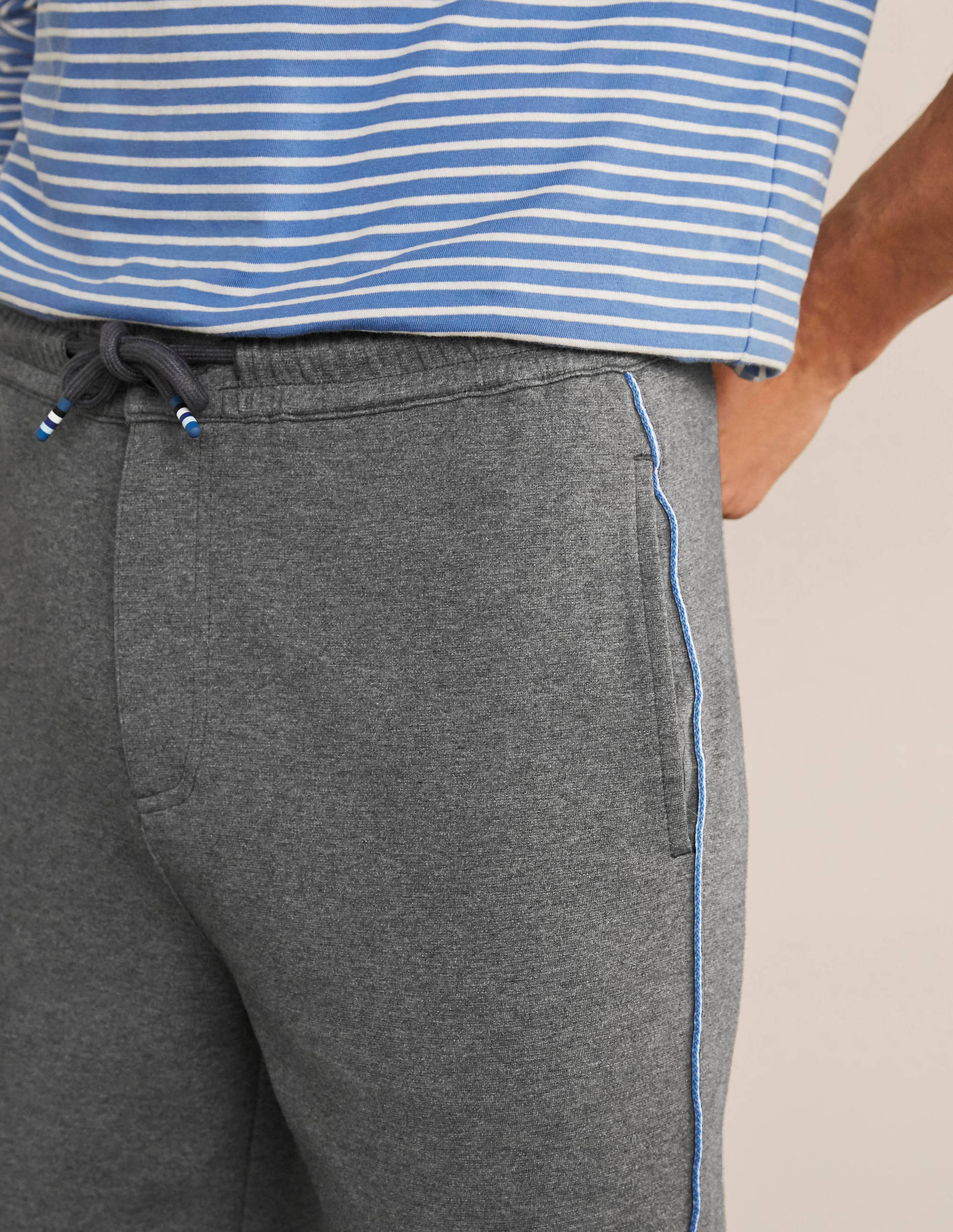Rye Jogger Shorts-Charcoal Marl - Image 4