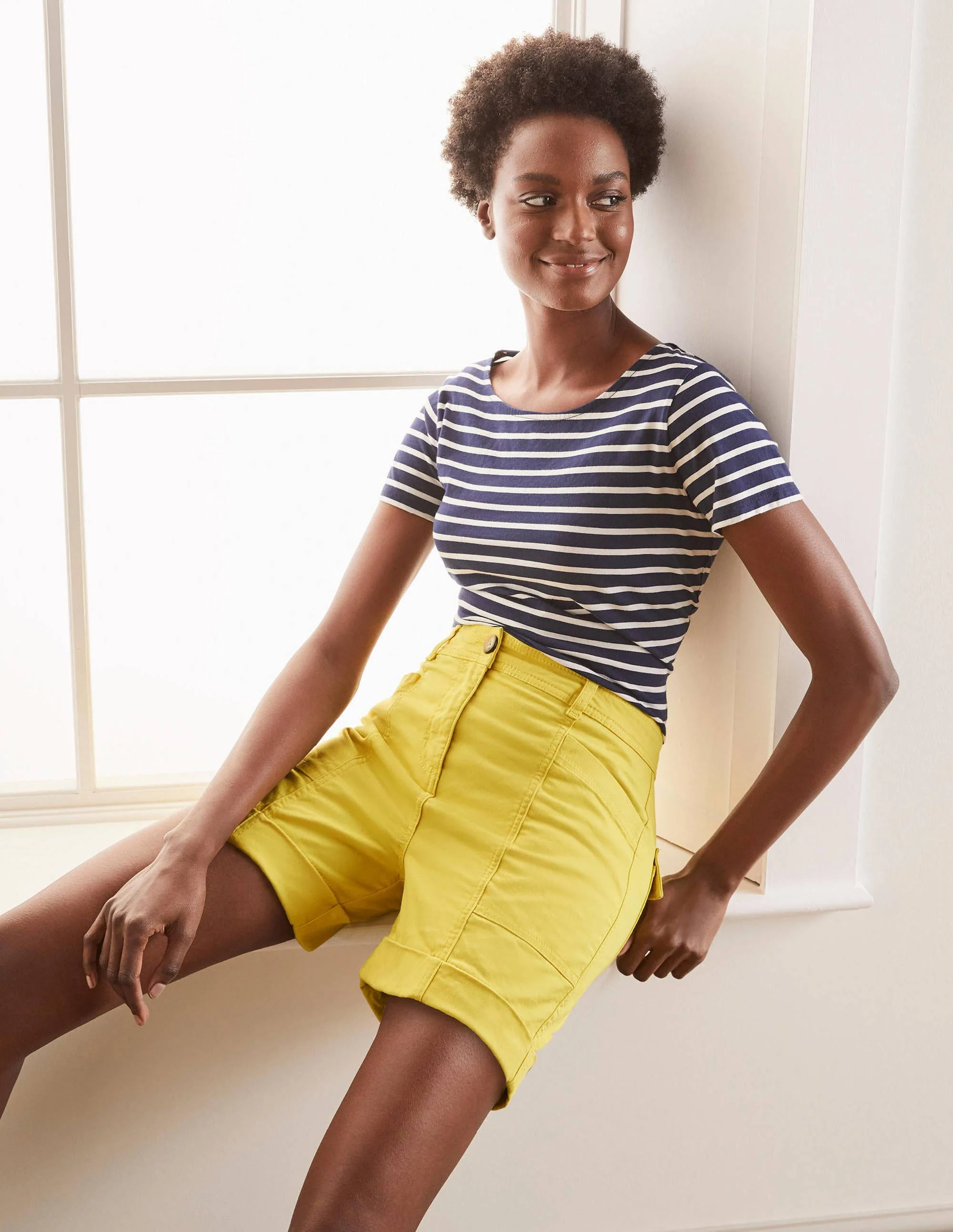 Abingdon Shorts-Pineapple - Image 4