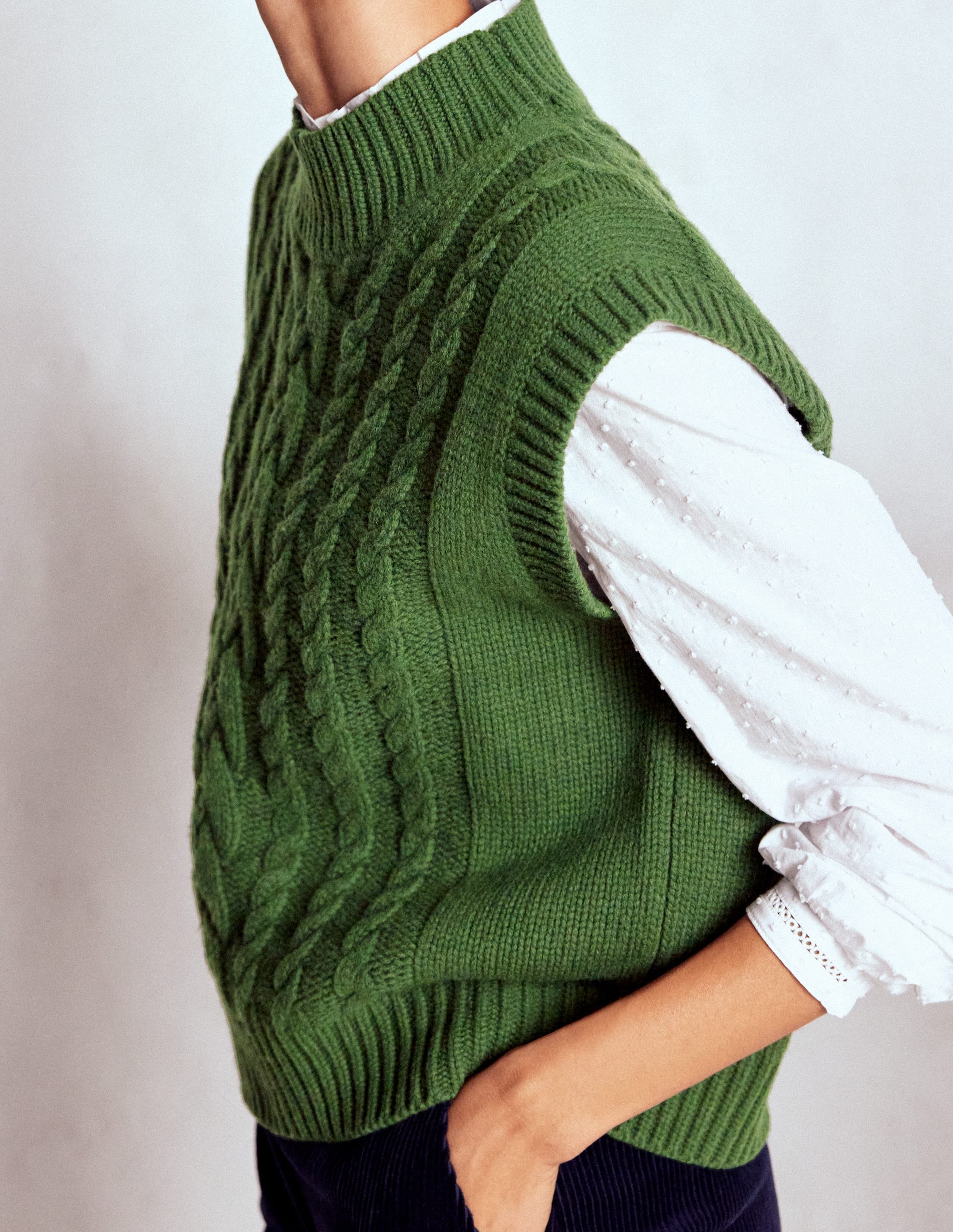 Amara Merino Cable Tank-Green Fir - Image 3