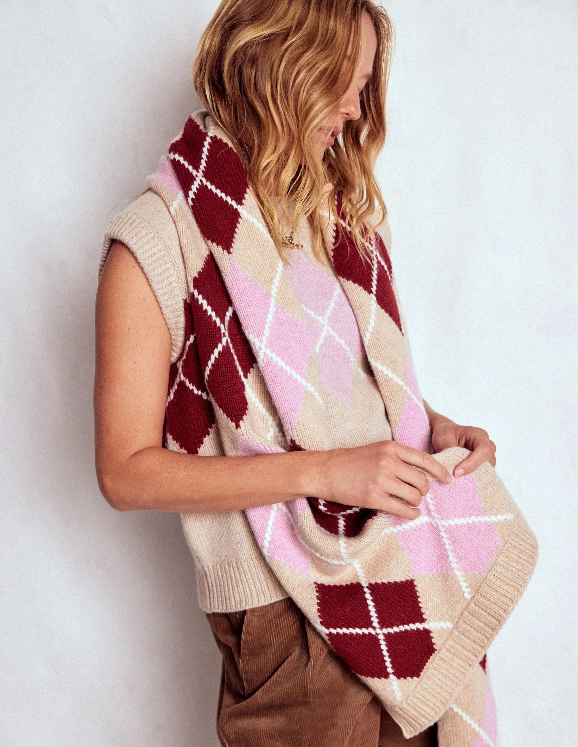 Argyle Scarf-Burgundy - Image 4