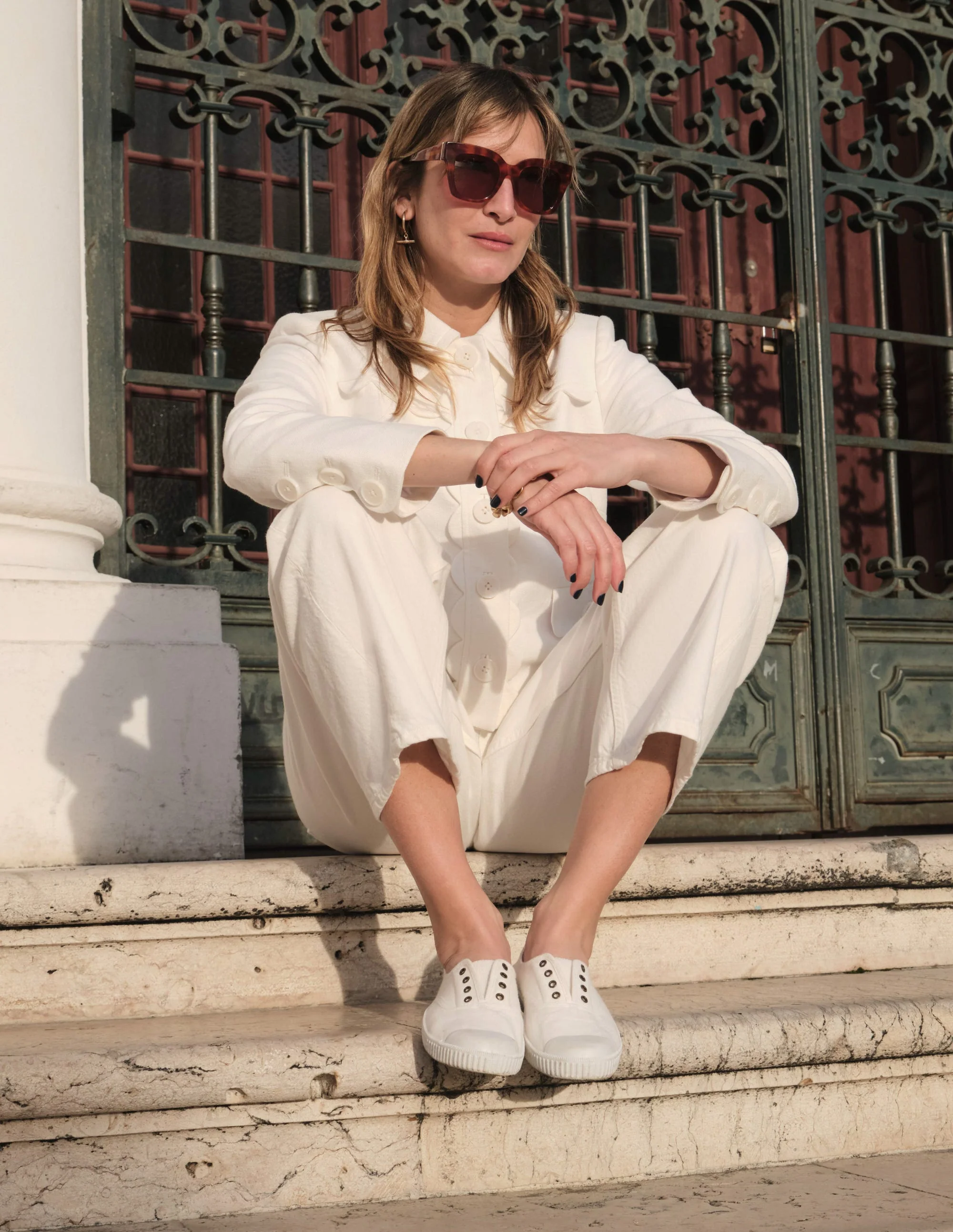 Barrel Leg Jeans-White - Image 6