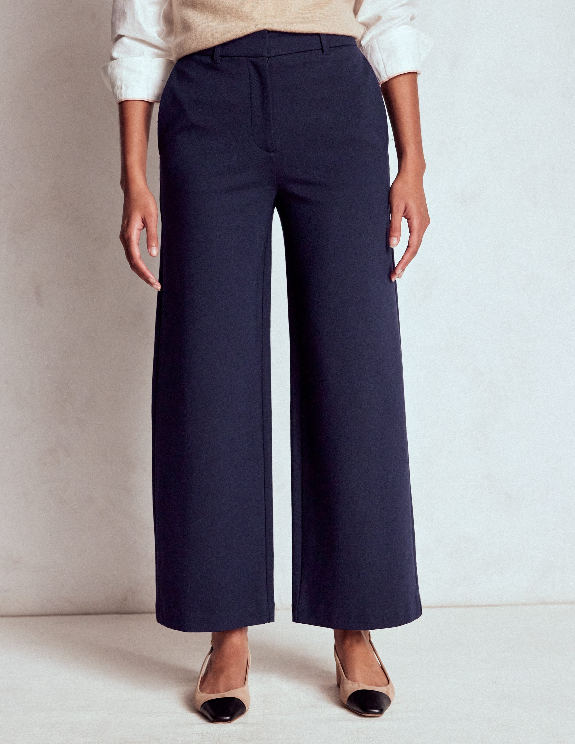 Belgravia Ponte Crop Trousers-Navy - Image 2