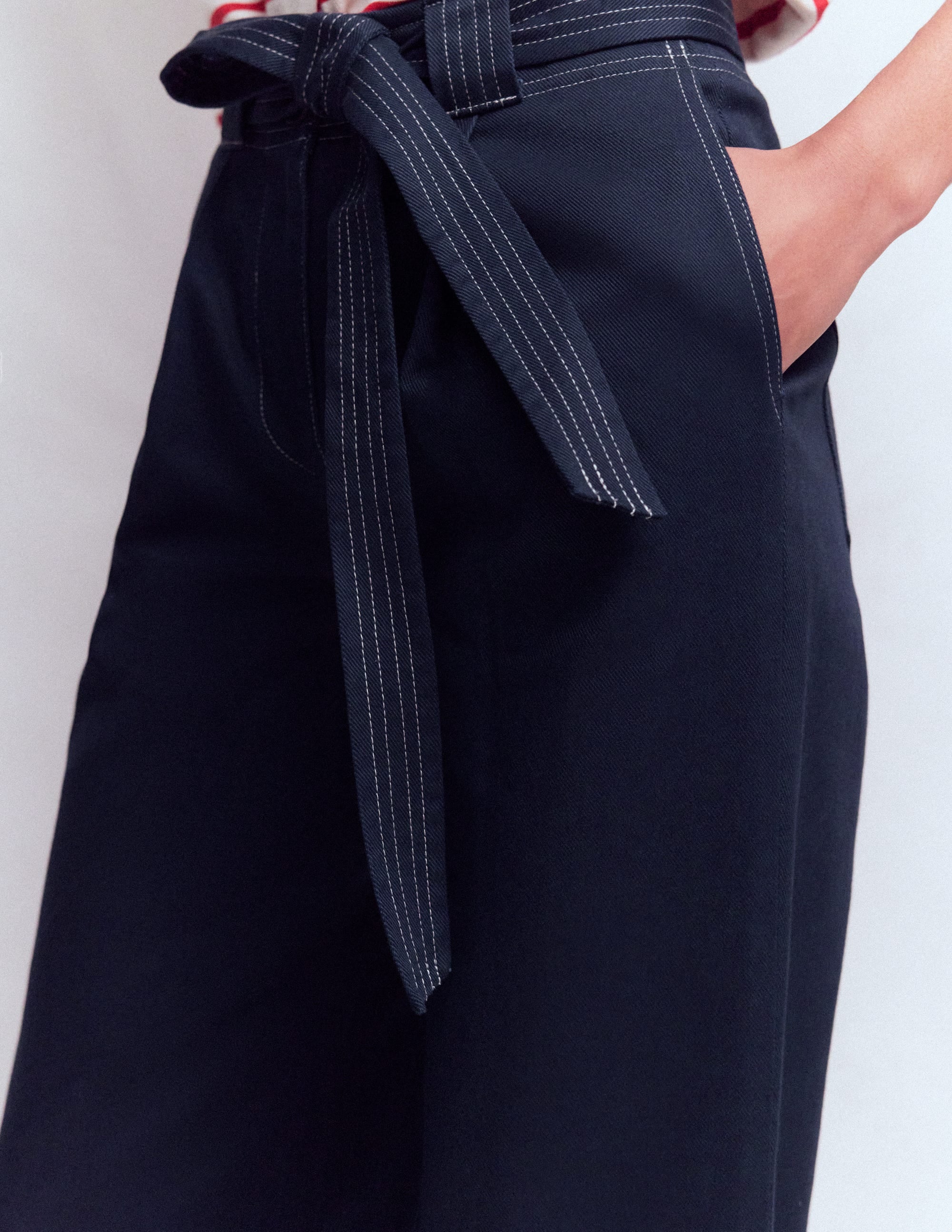 Belted Barrel Leg Trousers-Navy - Image 2