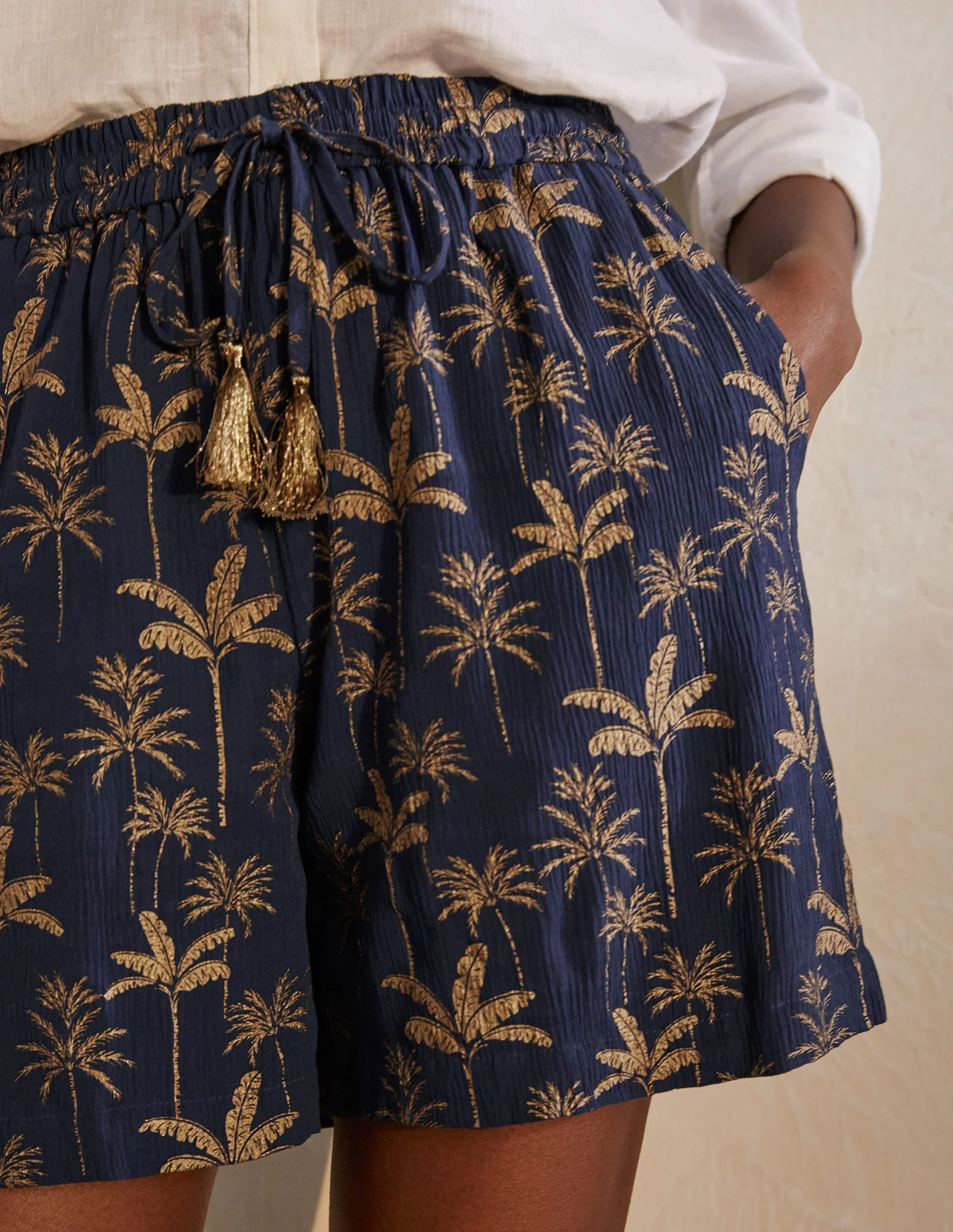 Bembridge Shorts-French Navy, Rainforest - Image 3