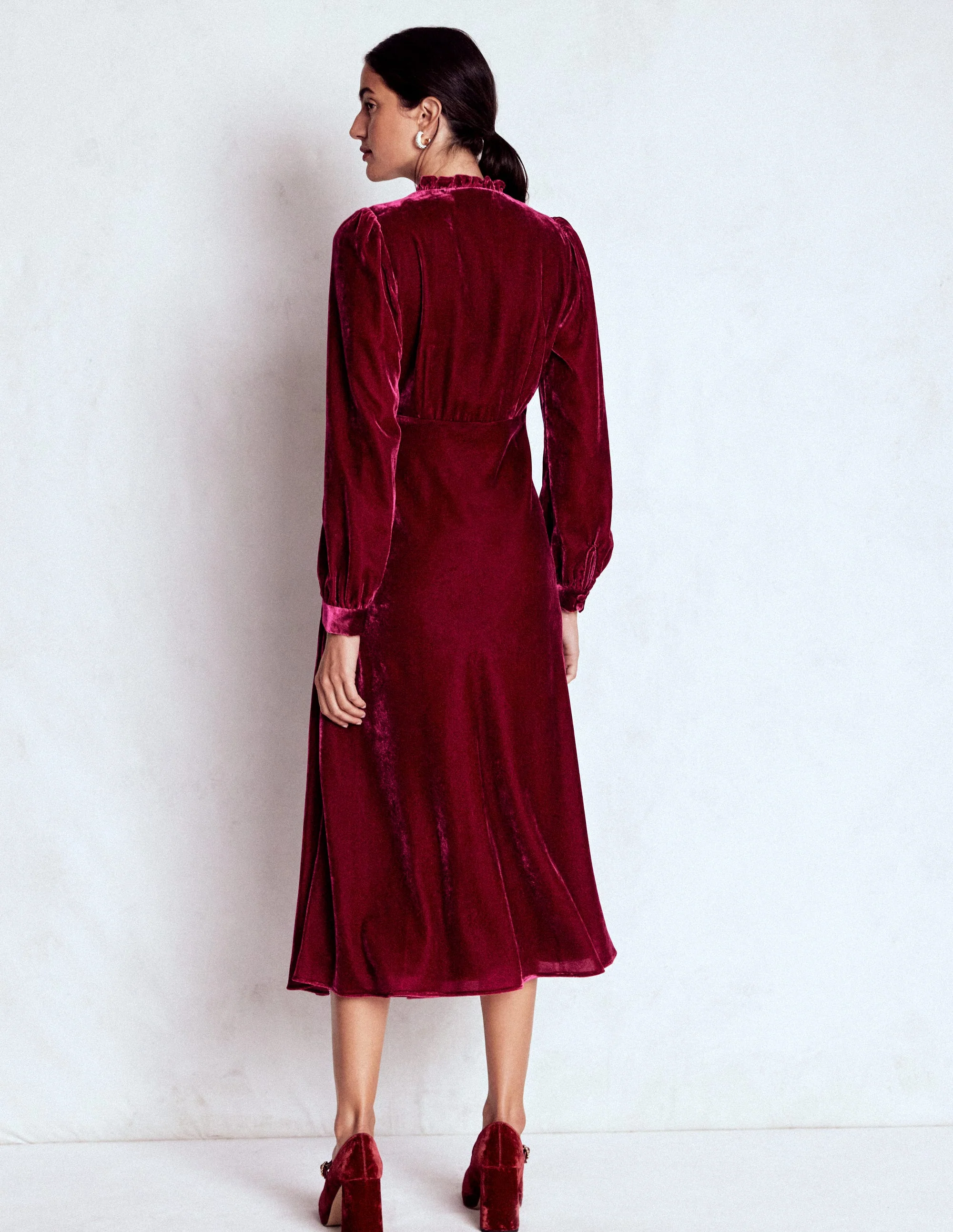 Cassie Velvet Tea Dress-Ruby Red - Image 3