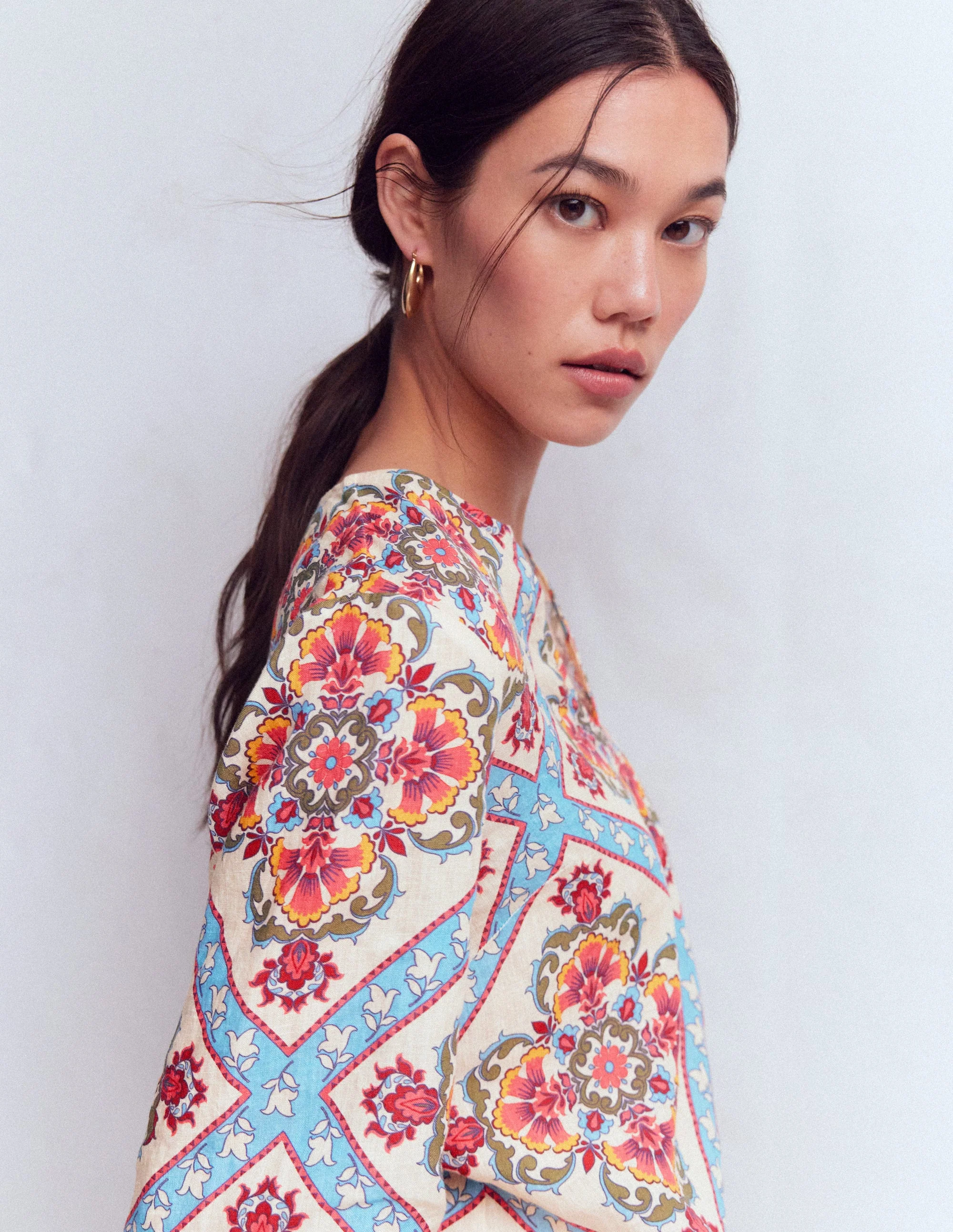 Cleo Linen Top-Floral tile Placement - Image 2