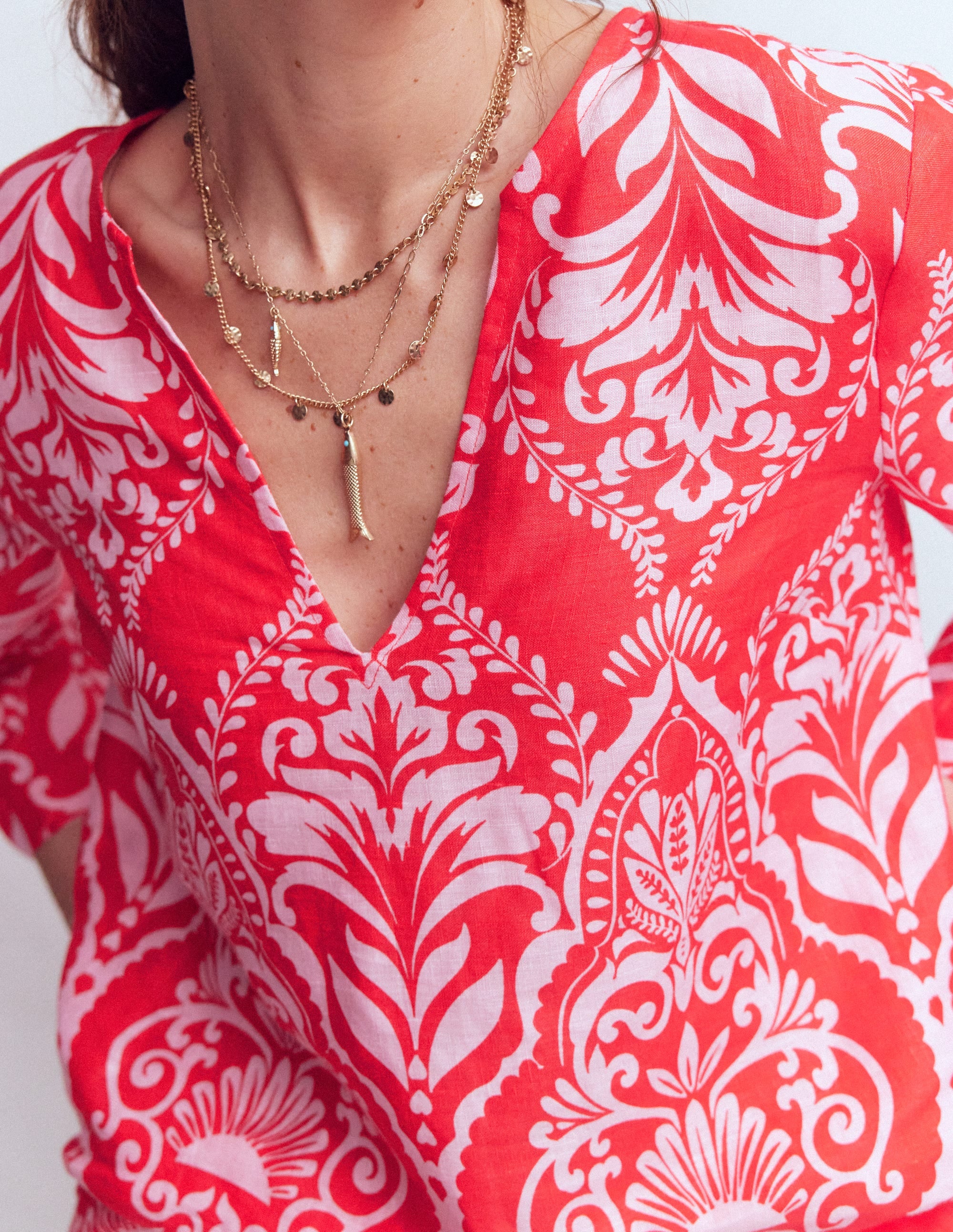 Cleo Linen Top-Red, Ornamental Garden - Image 3