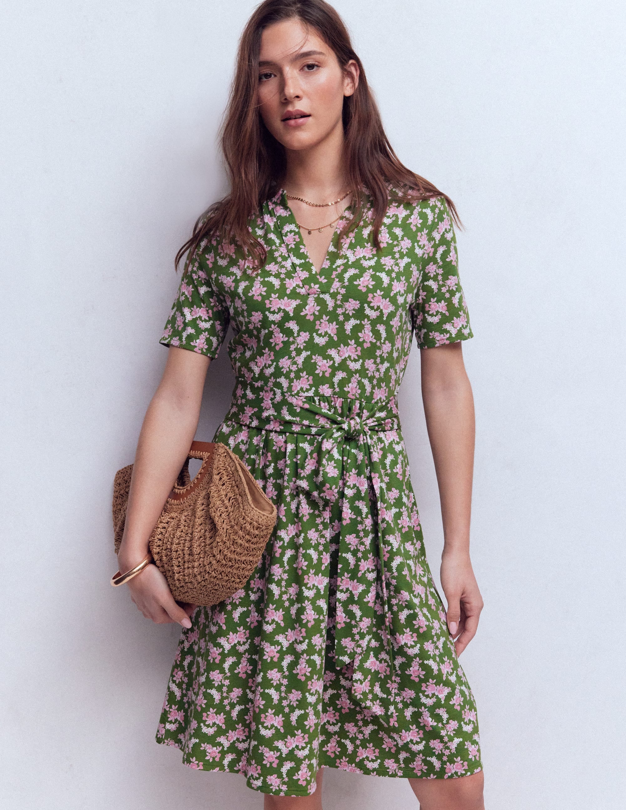 Daisy Flippy Jersey Dress-Promenade Green, Dainty Blooms - Image 4