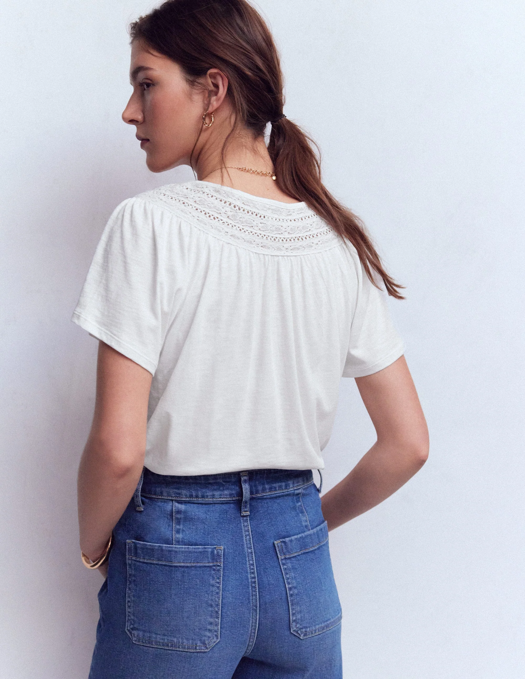 Edi Trim Detail T-shirt-White - Image 3