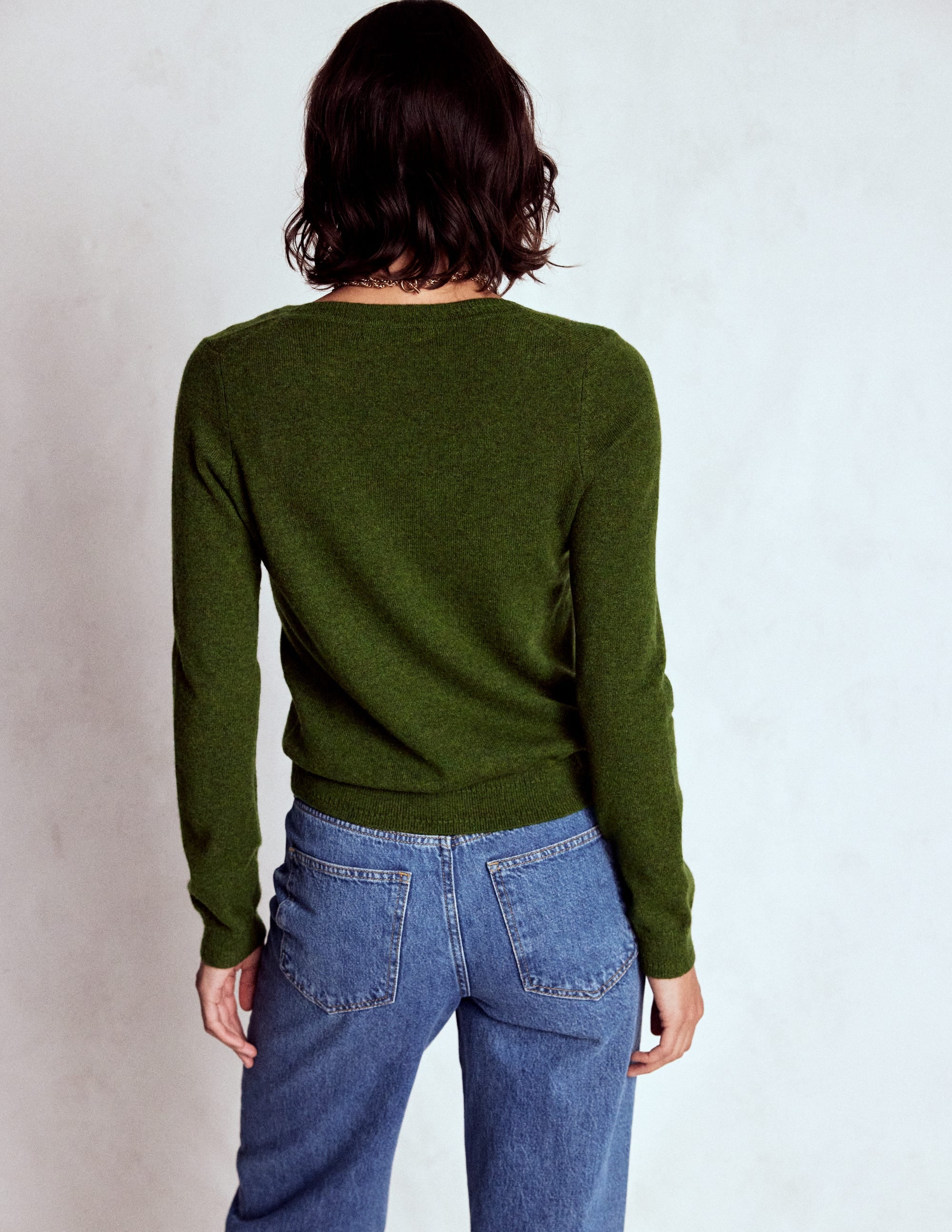 Eva Cashmere V-neck Jumper-Leaf Green Melange - Image 3