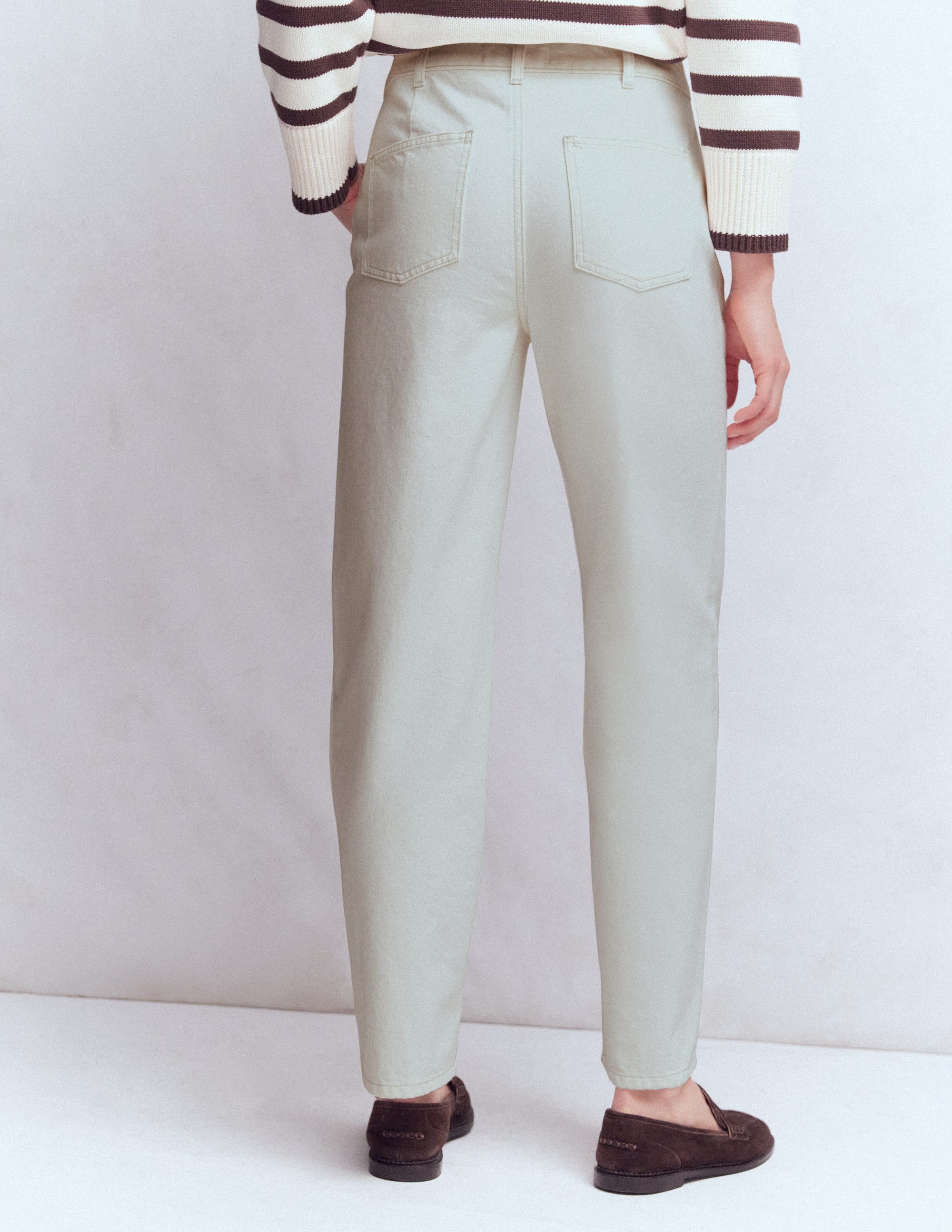 Exposed Button Straight Jeans-Ecru - Image 3