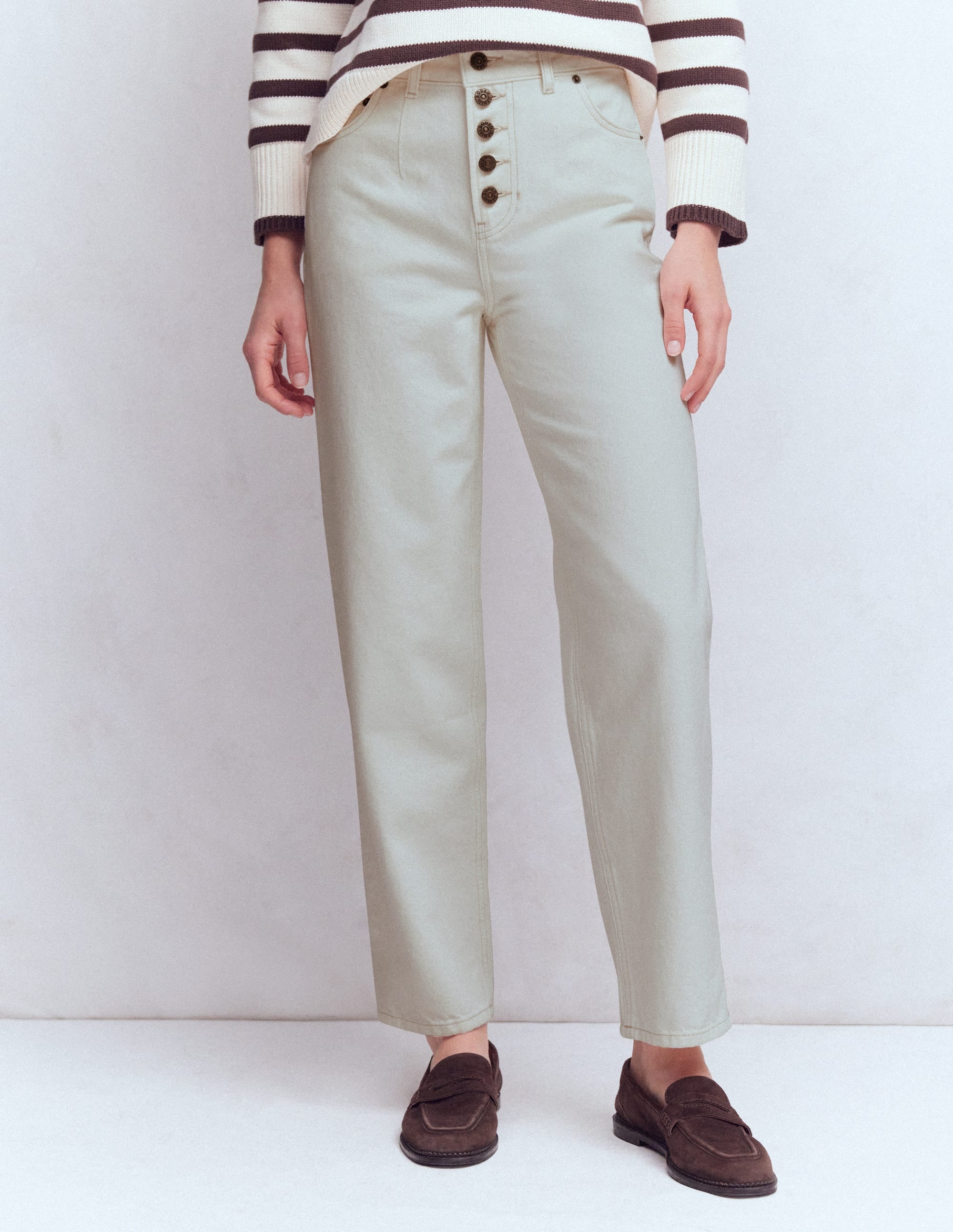 Exposed Button Straight Jeans-Ecru - Image 4