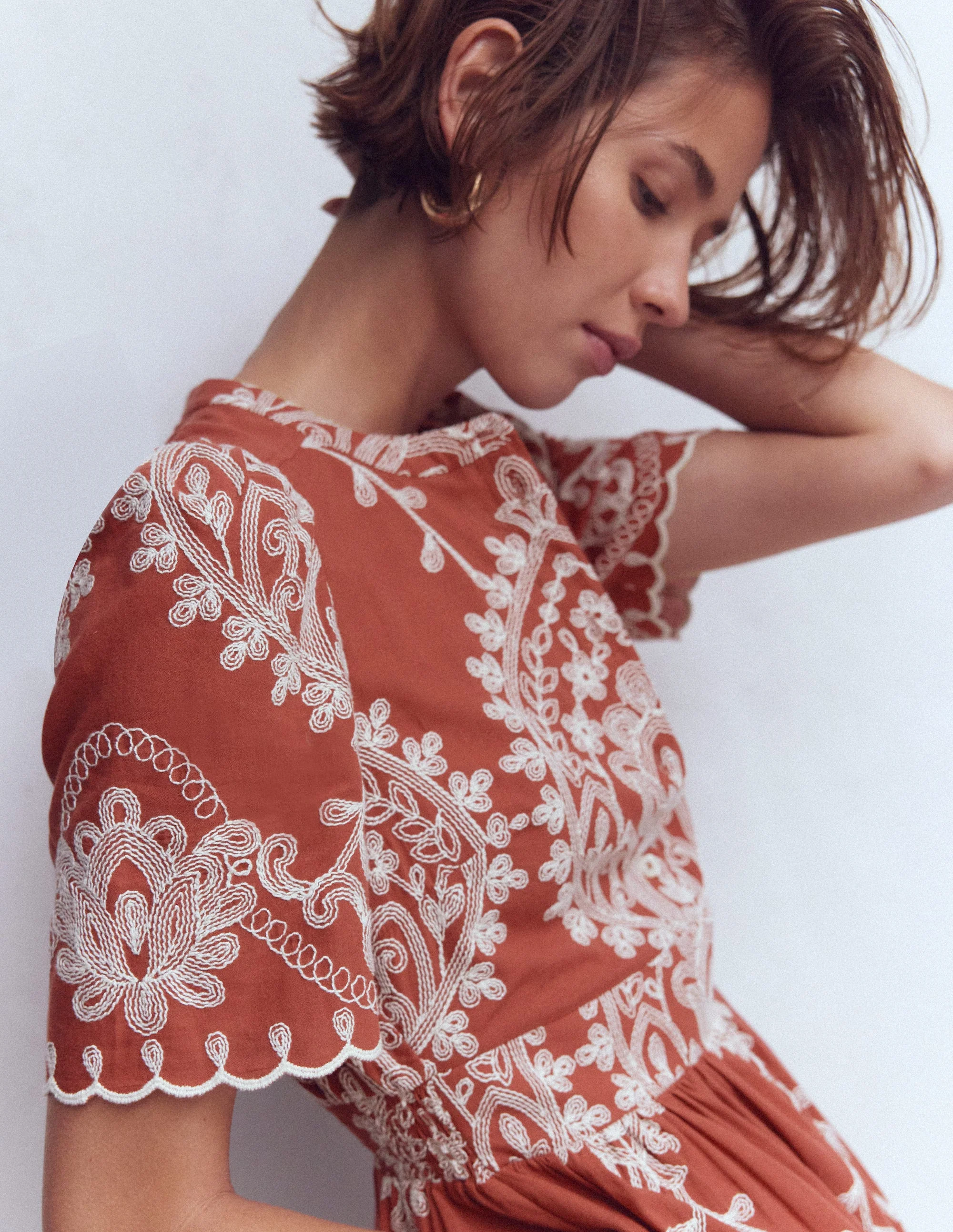 Ivy Cotton Midi Dress-Rust Embroidery - Image 2