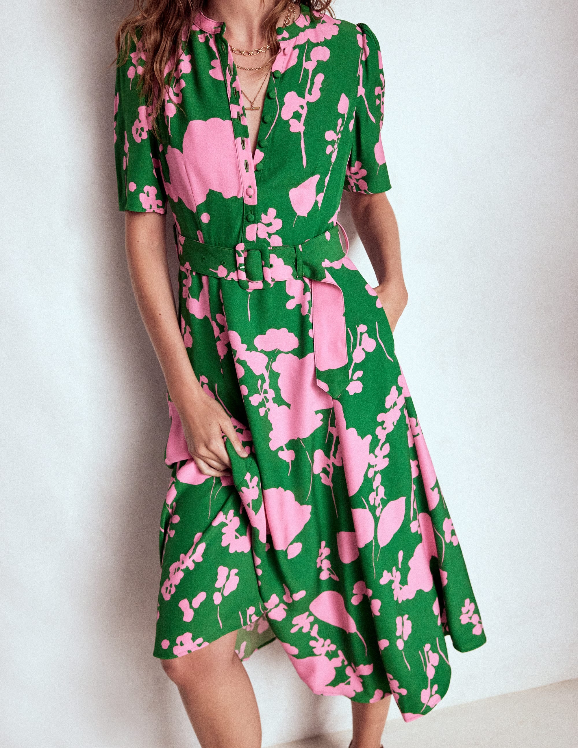 Kate Puff Sleeve Belted Dress-Highland Green, Dainty Sprigs - Image 2