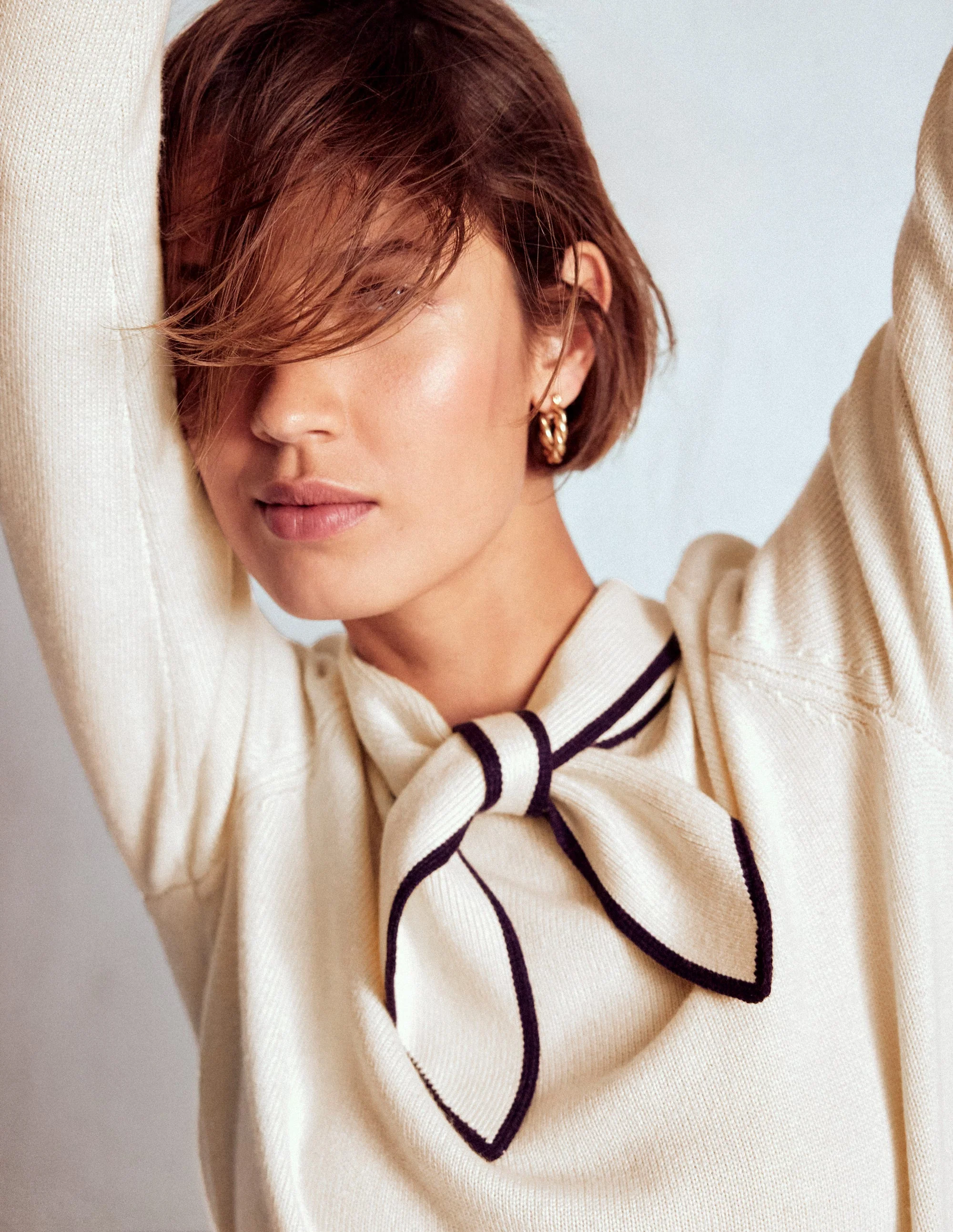Knitted Bow Jumper-Warm Ivory - Image 2