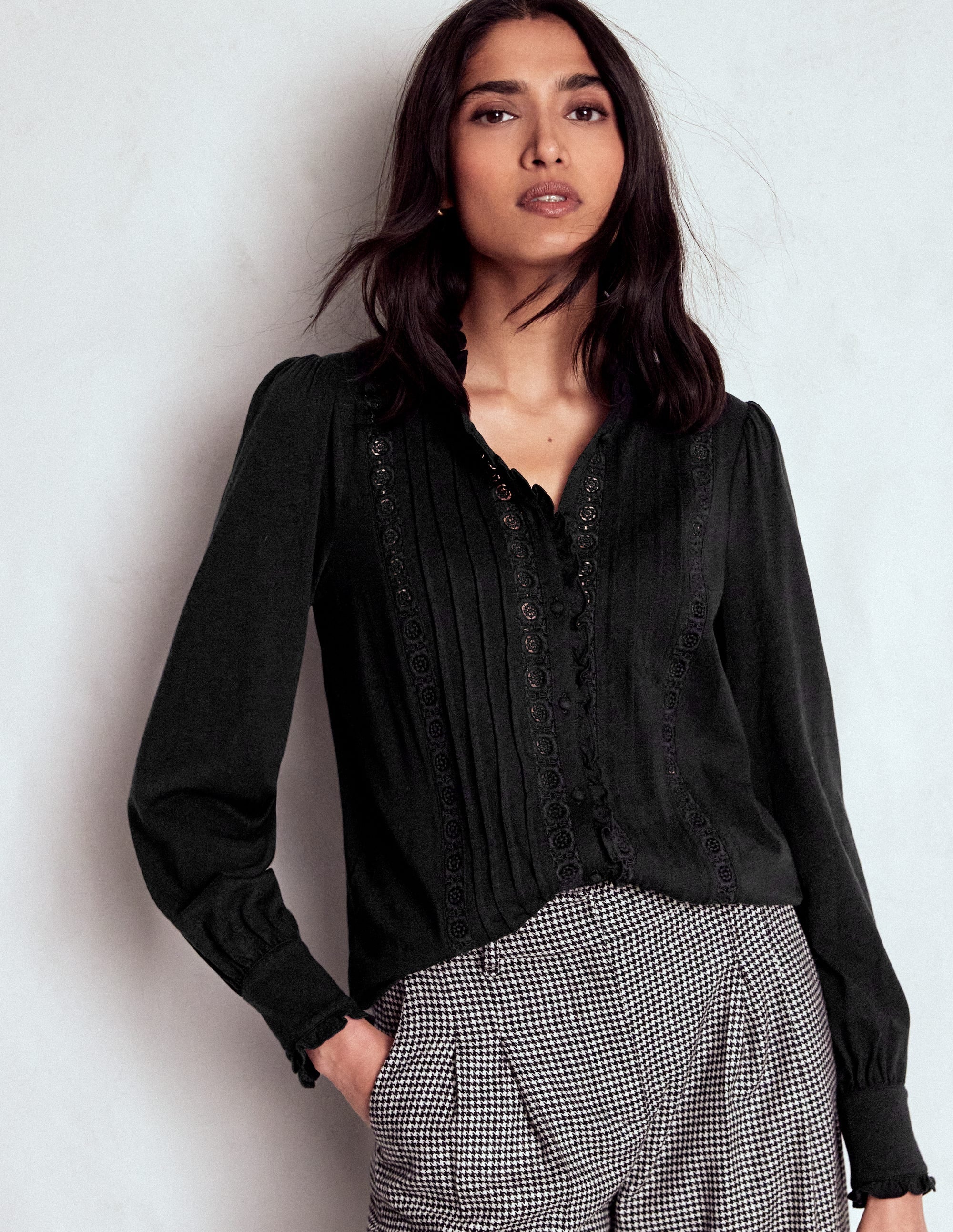 Lace Detail Jersey Shirt-Black - Image 4