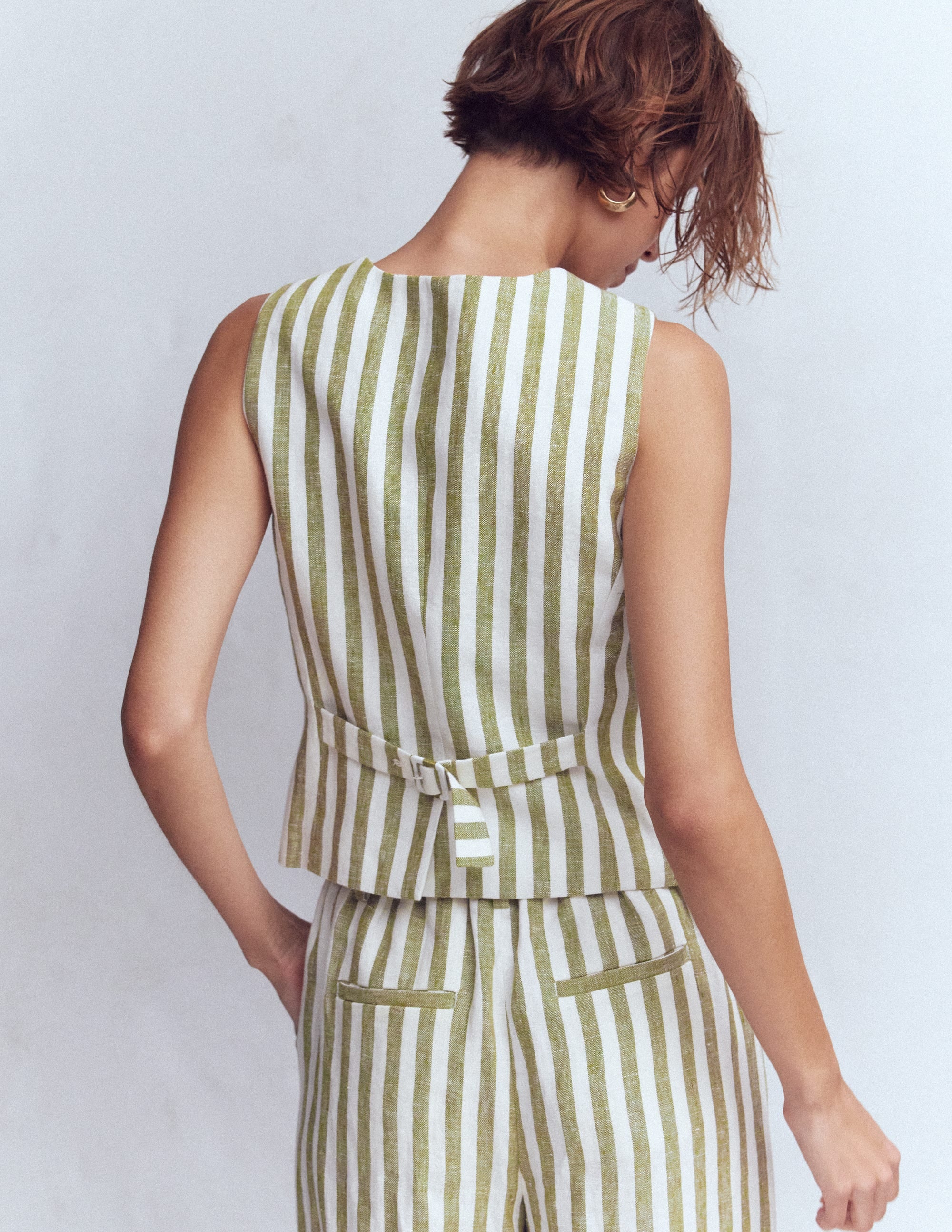 Linen Scoop Neck Waistcoat-Olive, Ivory Stripe - Image 4