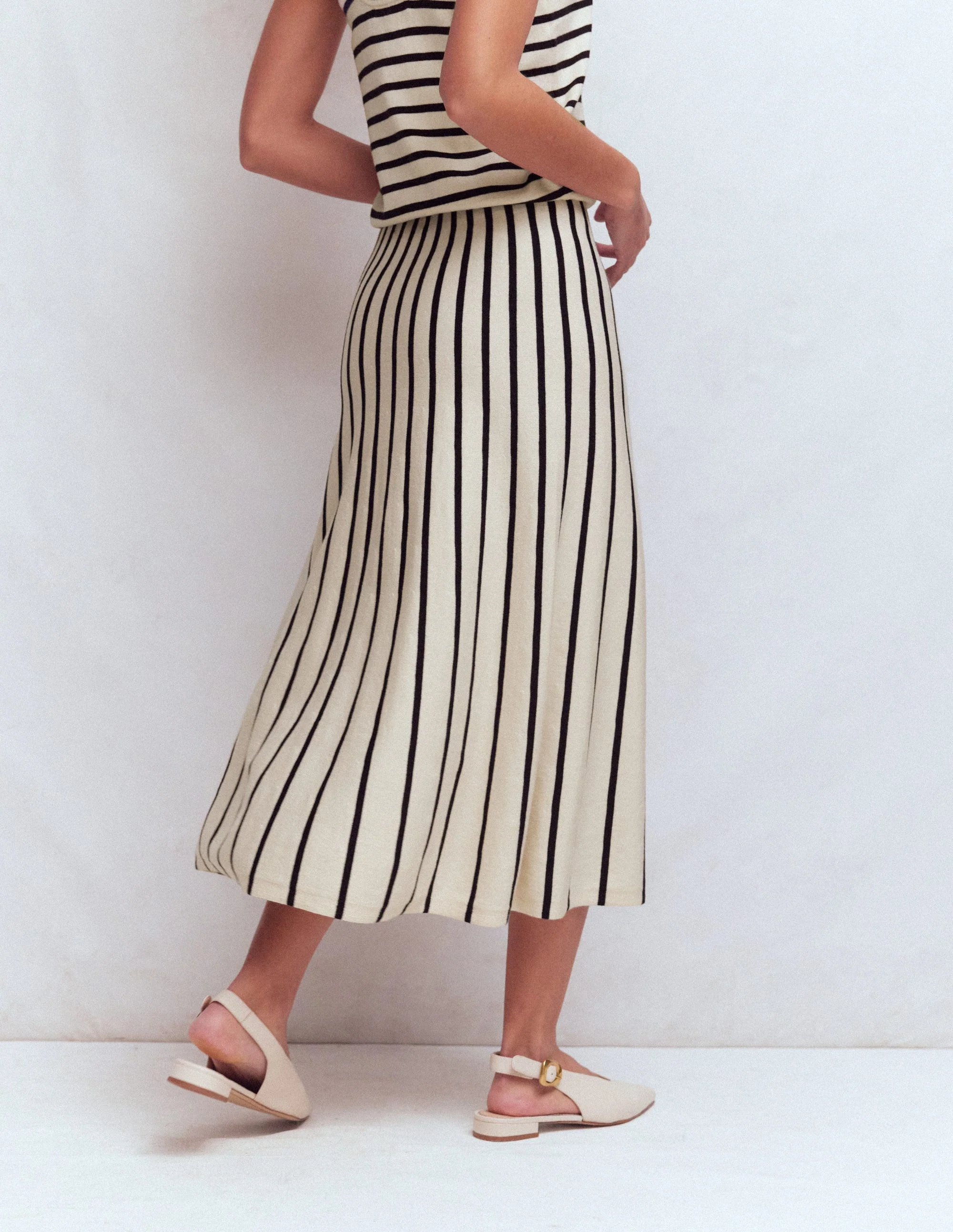 Liz Knitted Midi Skirt-Ivory, Navy - Image 4