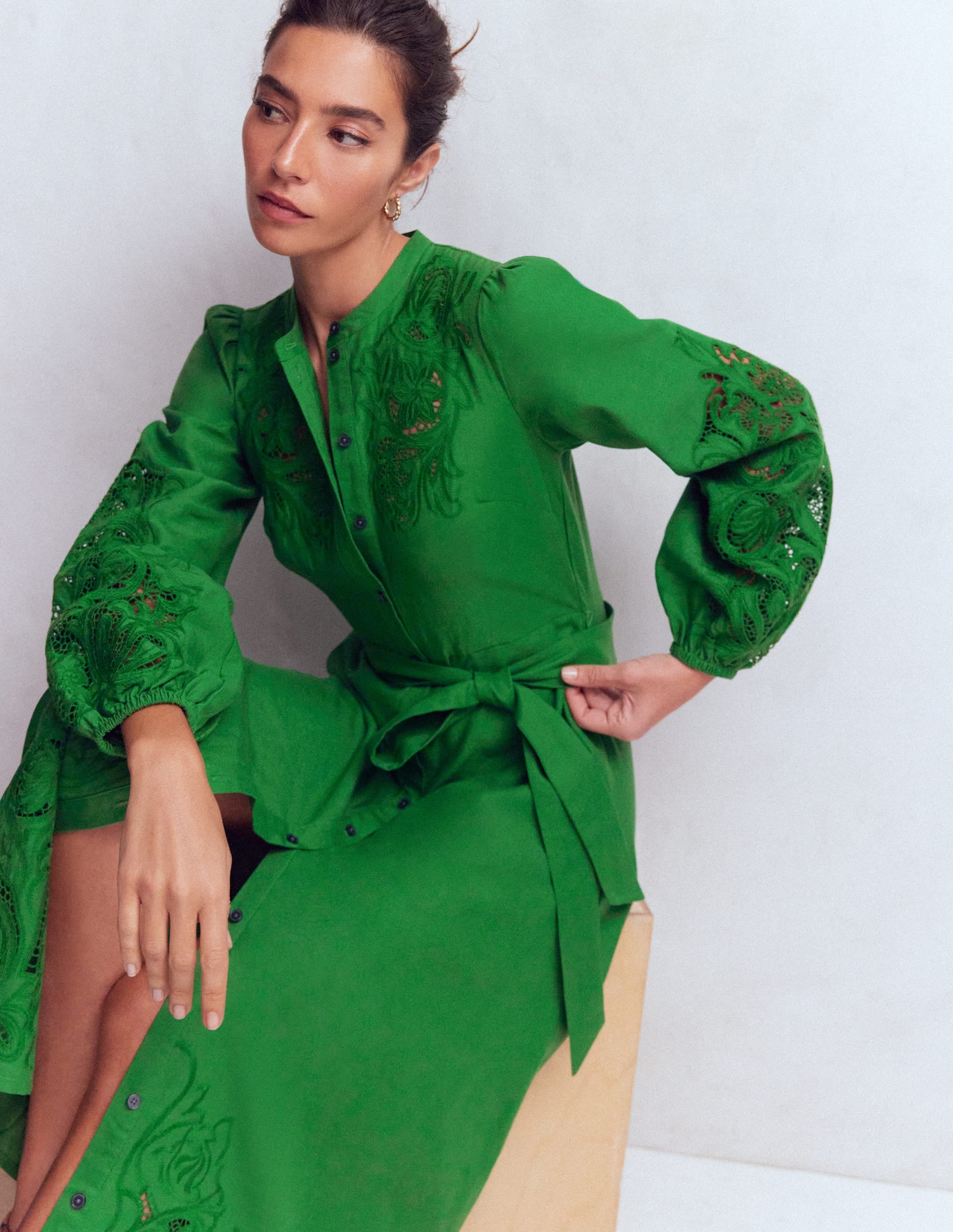 Mae Linen Blend Shirt Dress-Highland Green - Image 3