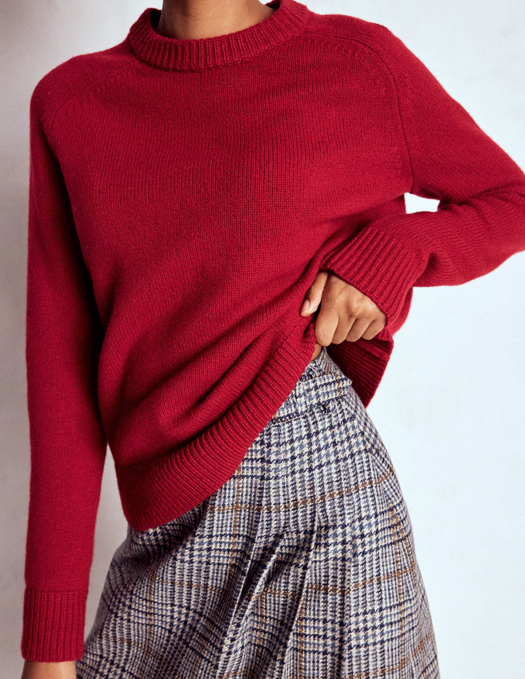 Marion Merino Jumper-Crimson Red - Image 2