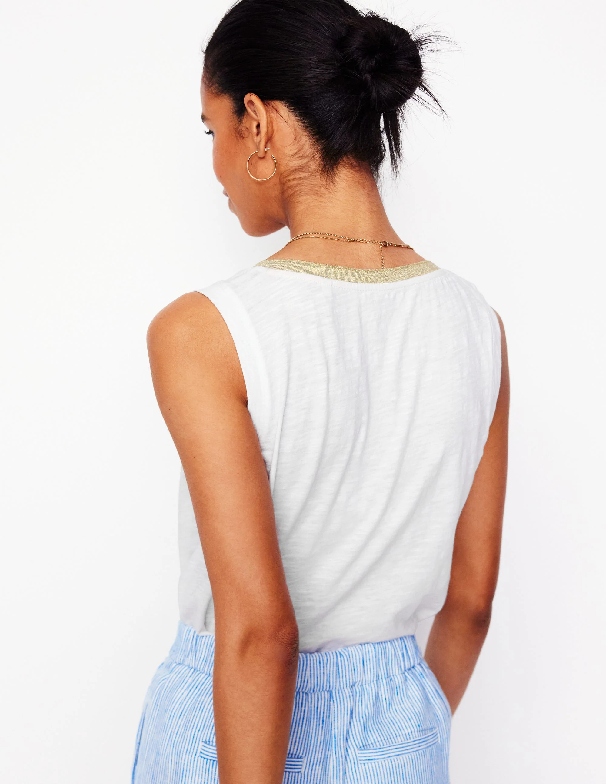 Metallic Trim V Neck Vest-White - Image 3