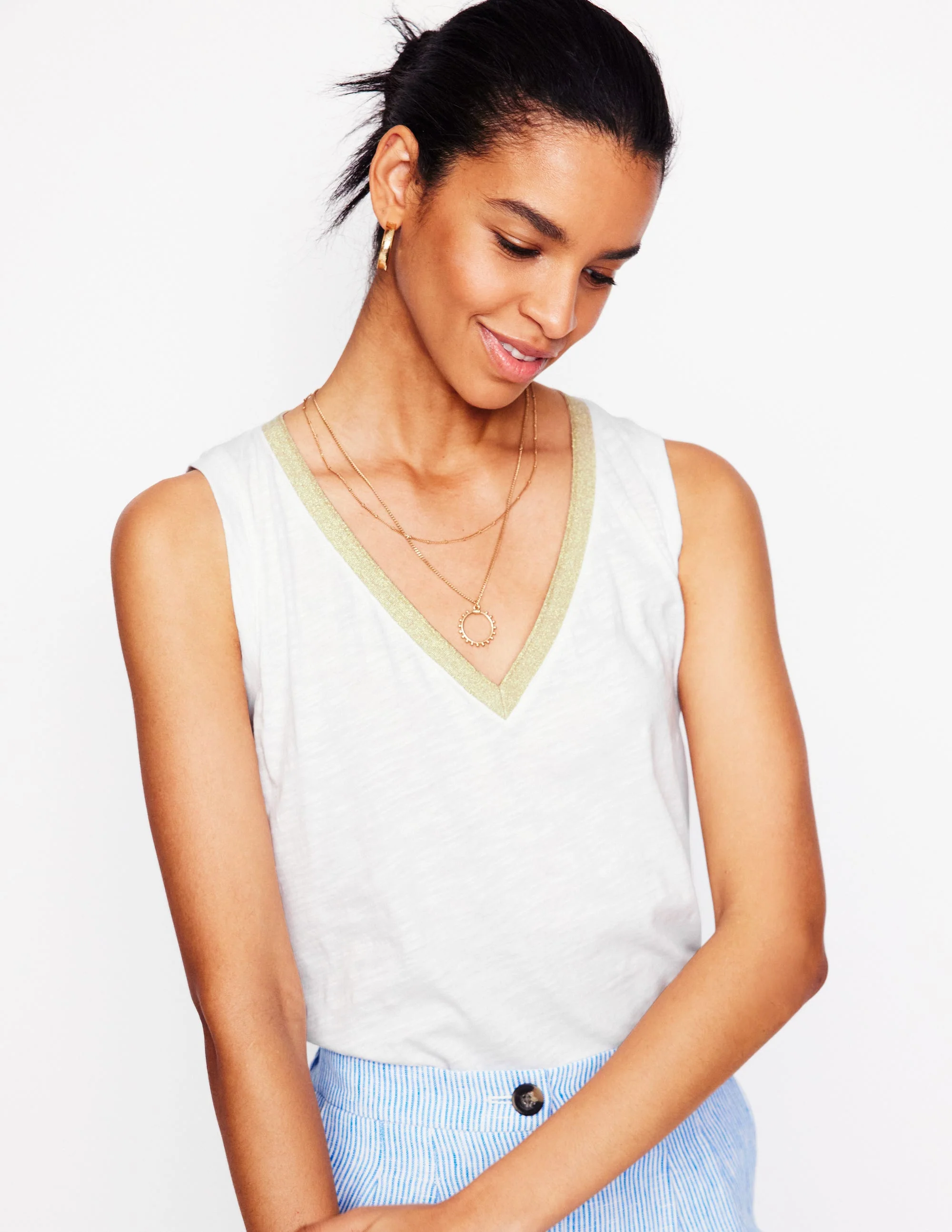 Metallic Trim V Neck Vest-White - Image 4