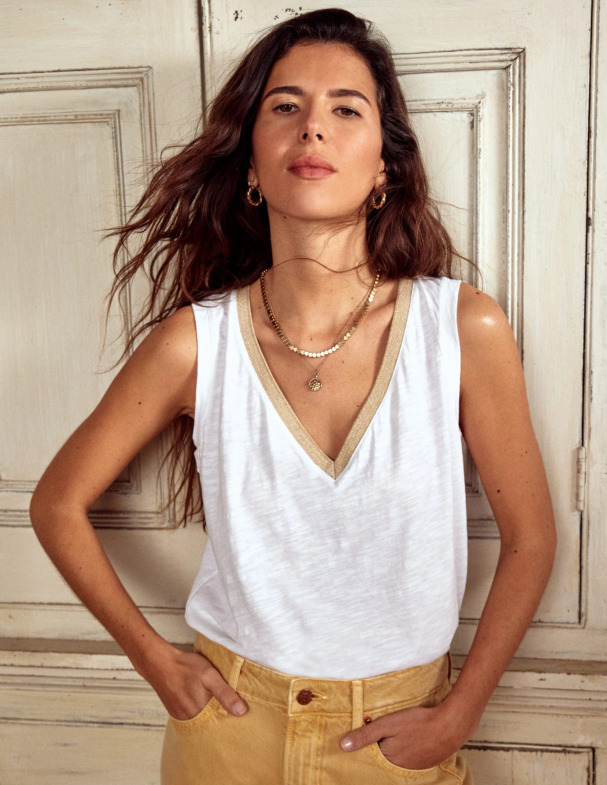 Metallic Trim V Neck Vest-White - Image 5