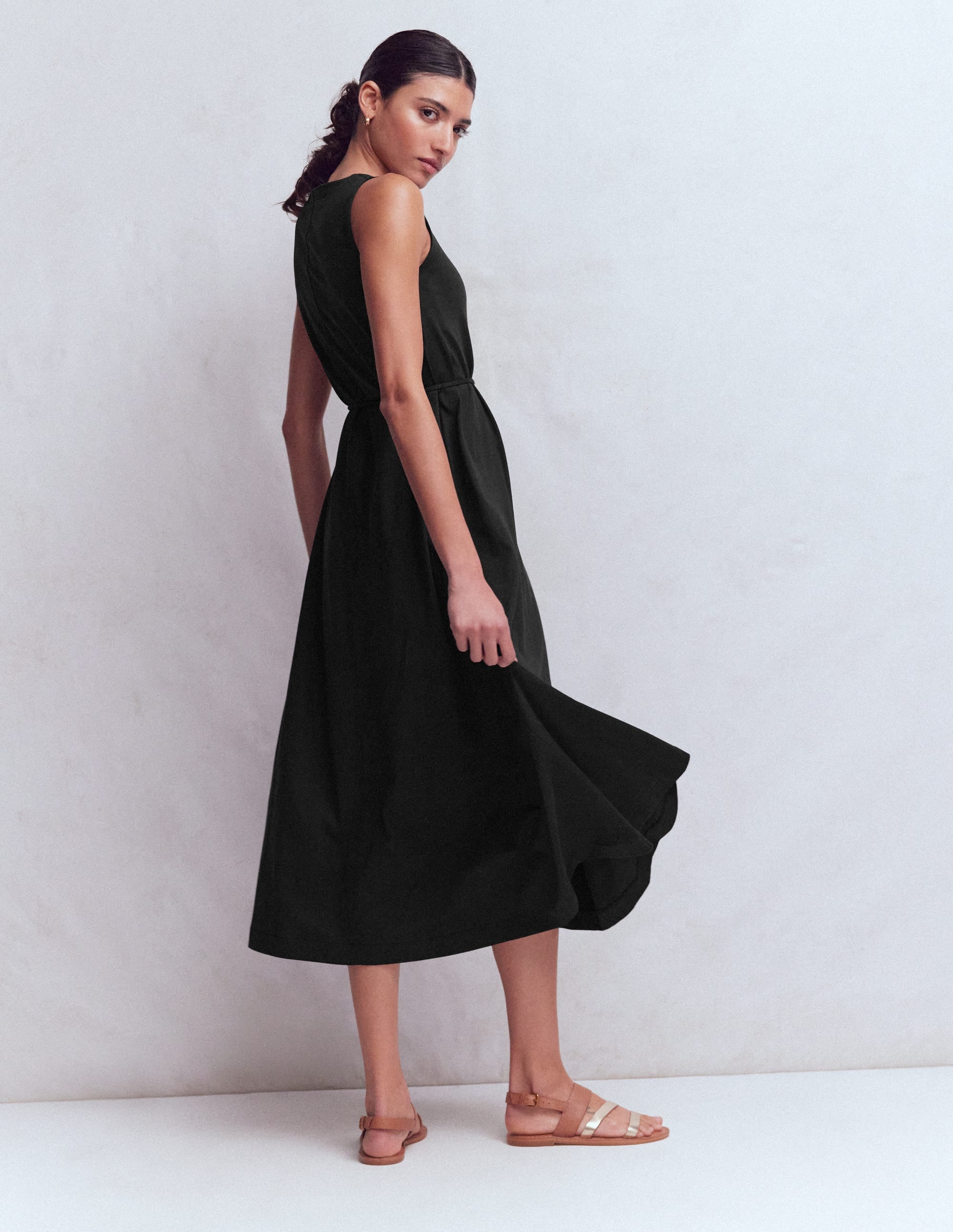 Mia V-neck Jersey Midi Dress-Black - Image 3