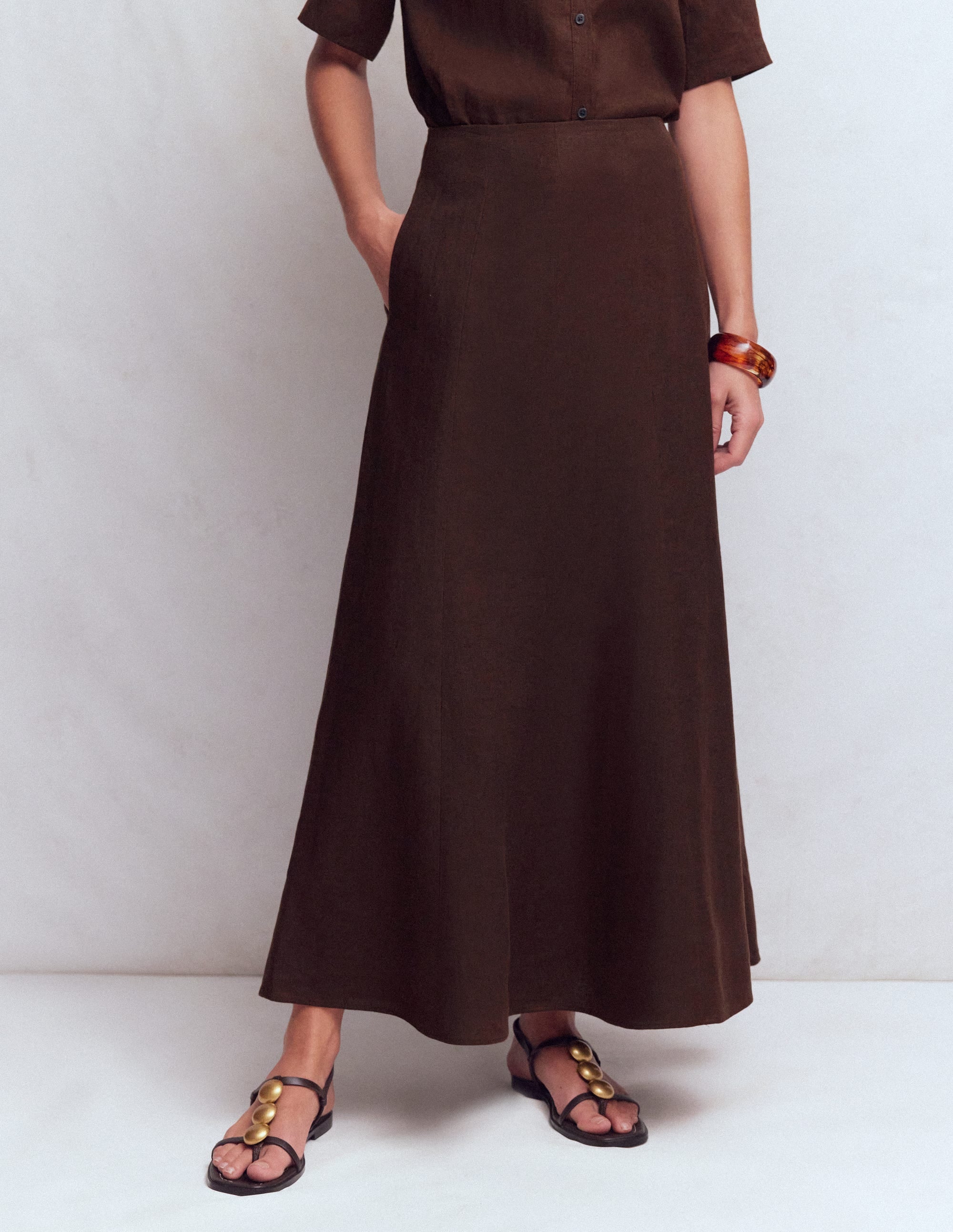 Miriam Linen Maxi Skirt-Espresso - Image 4
