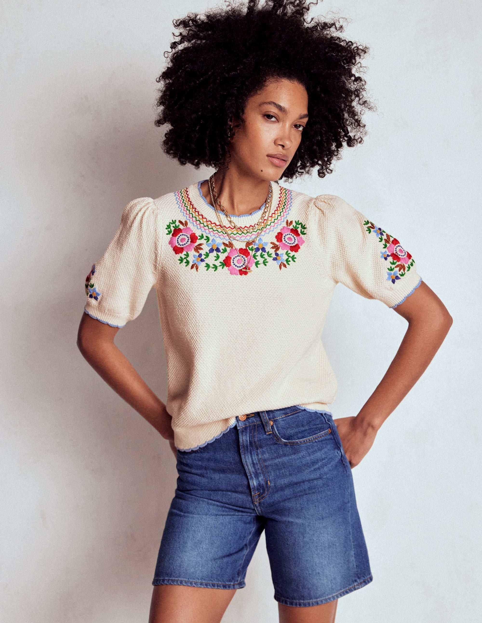 Puff Sleeve Embroidery T-shirt-Warm Ivory - Image 5
