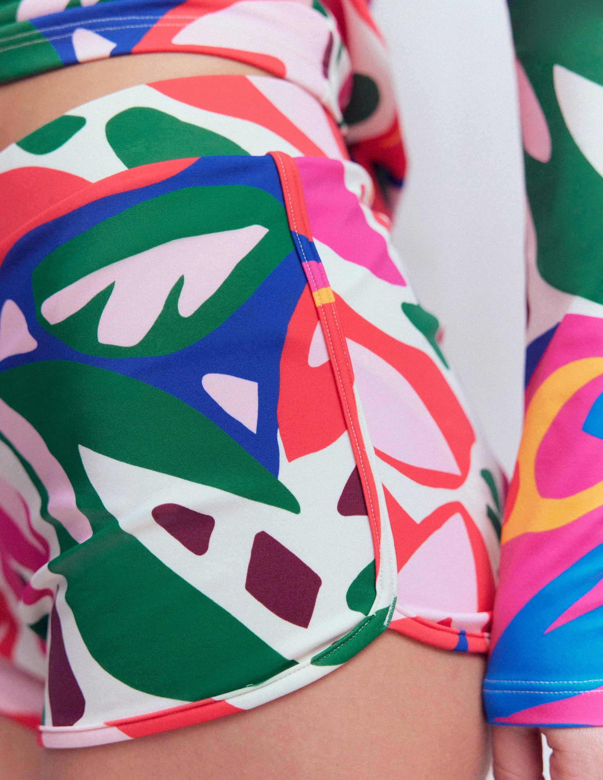 Rash Guard Swim Shorts-Multi, leafy cascade - Image 2