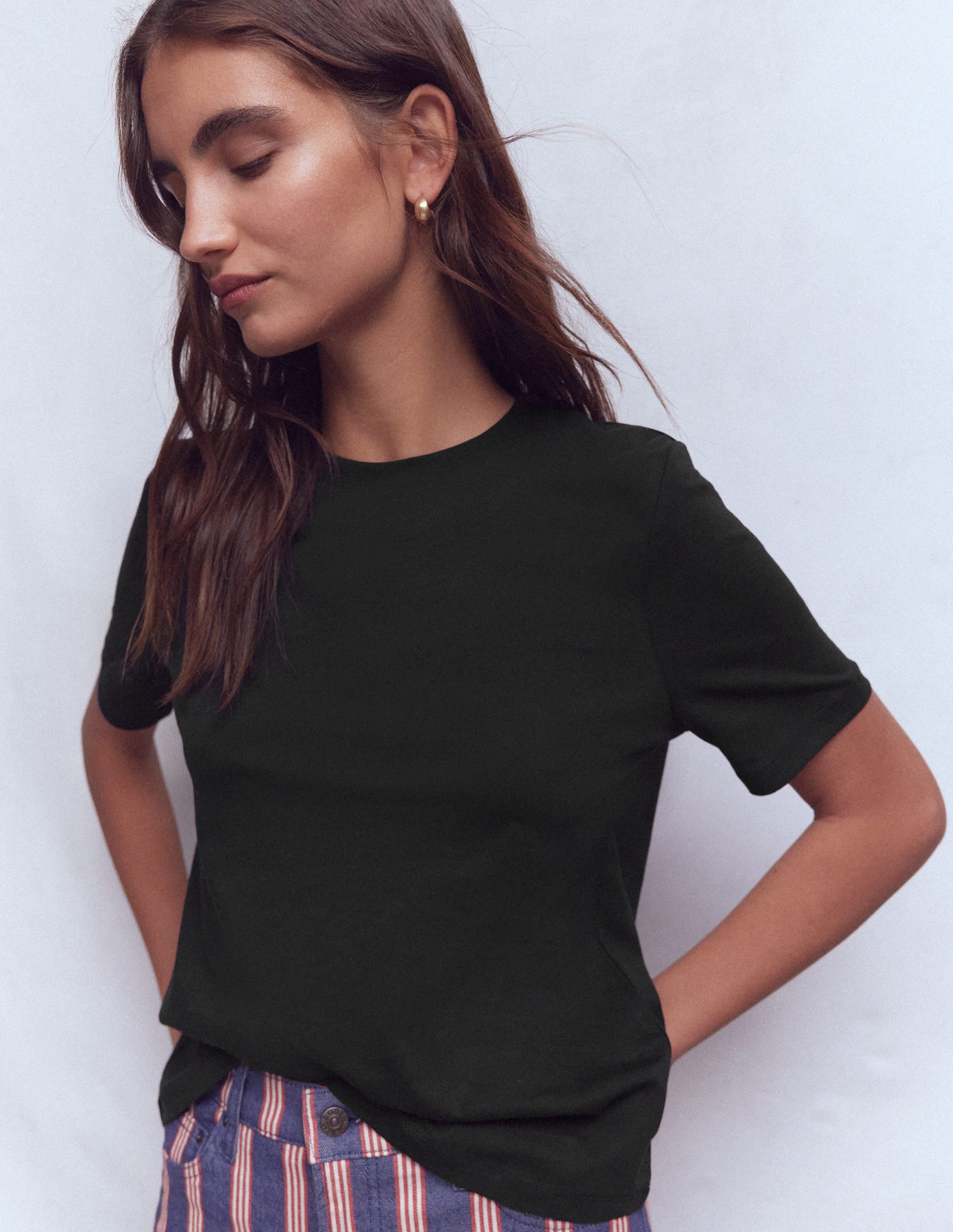 Ren Cotton Crew Neck T-shirt-Black - Image 4