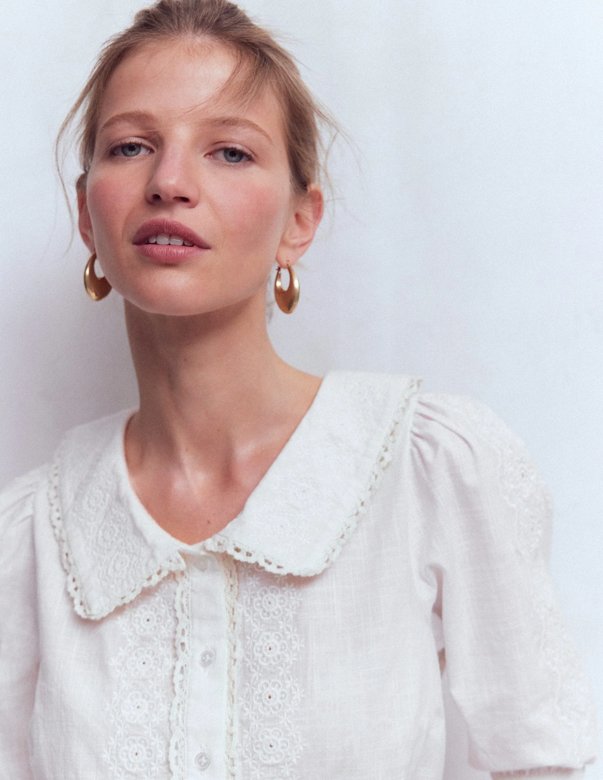 Short Sleeve Pretty Collar Top-White - Image 3