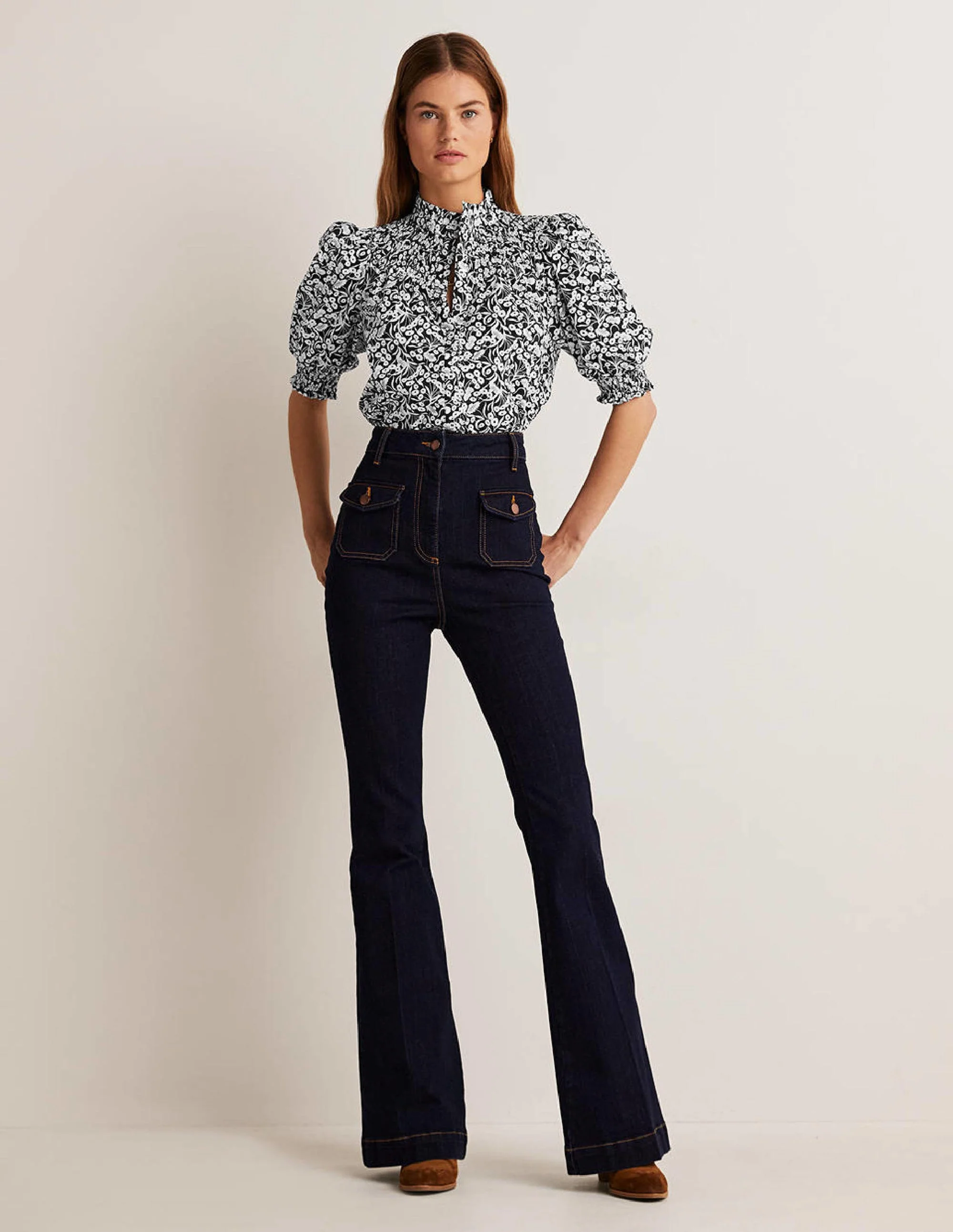 Short Sleeve Smocked Shirt-Black, Floret Bud - Image 4