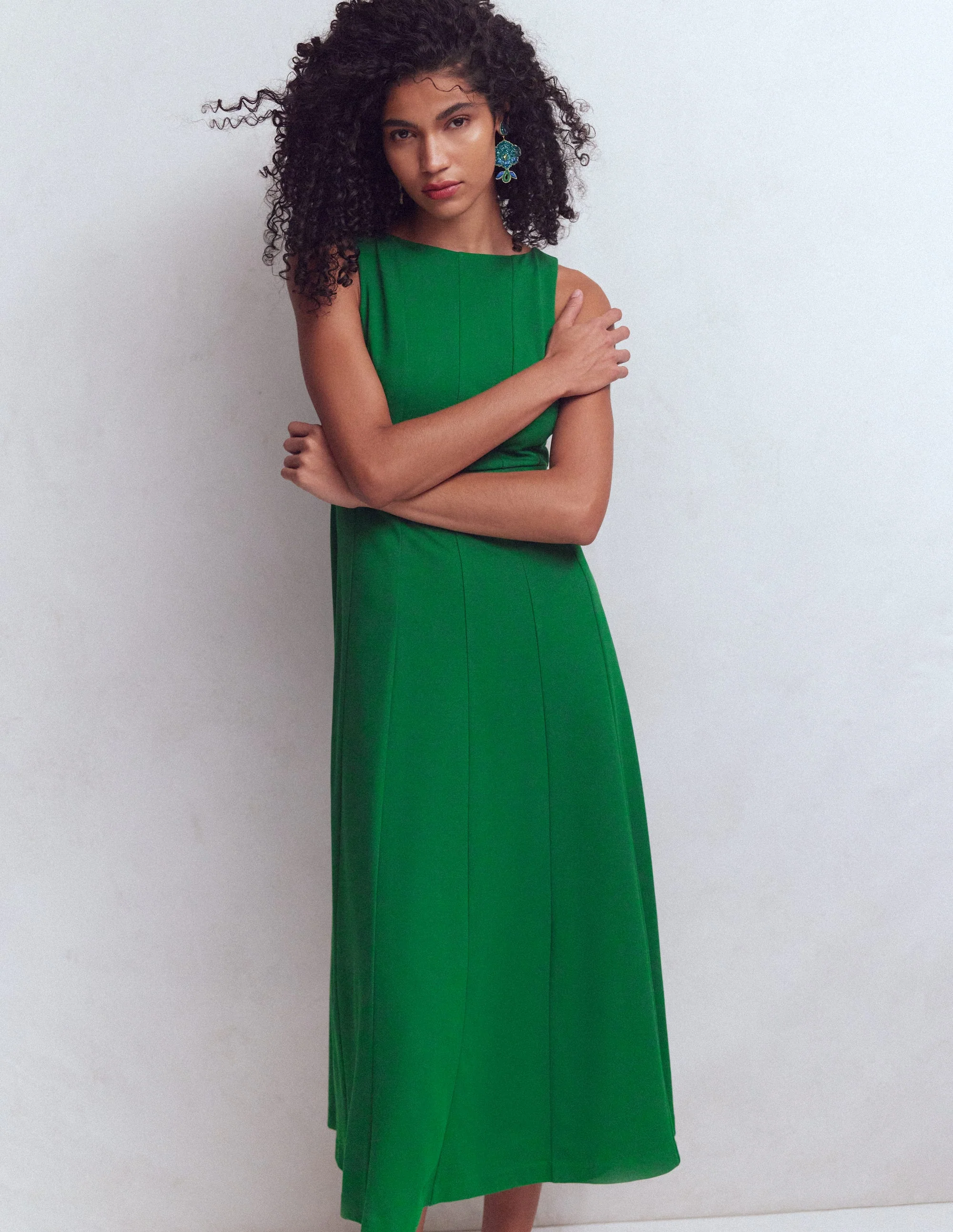 Sleeveless Ponte Midi Dress-Fresh Green - Image 5