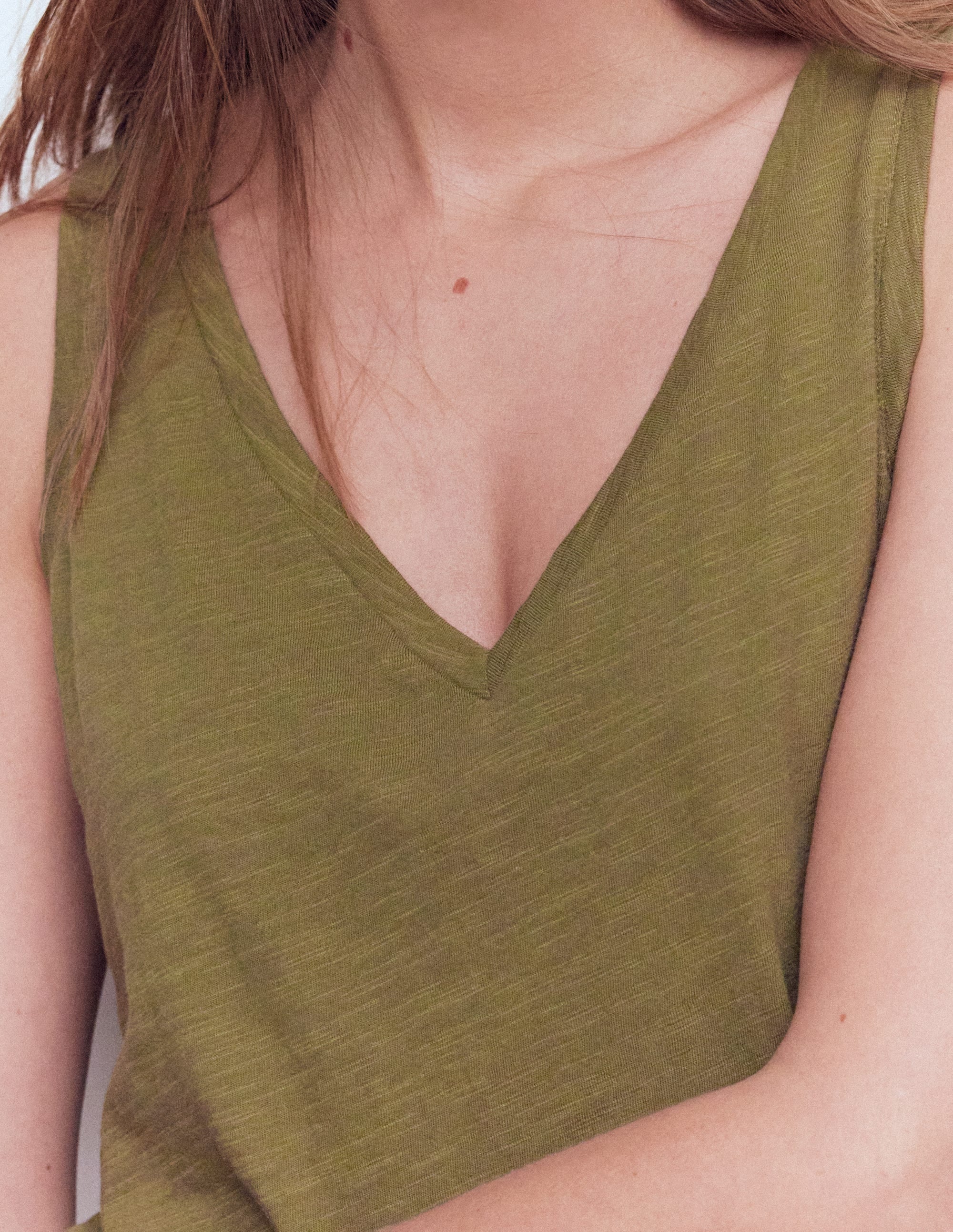Sophie Slub Vest-Capulet Olive - Image 2