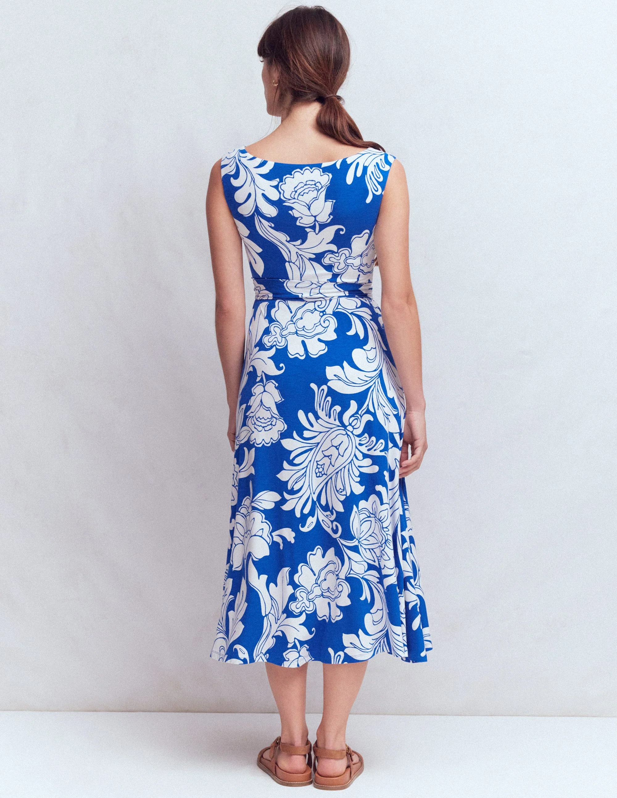 Tamsin Jersey Midi Dress-Blue, Botanical Flourish Mono - Image 3