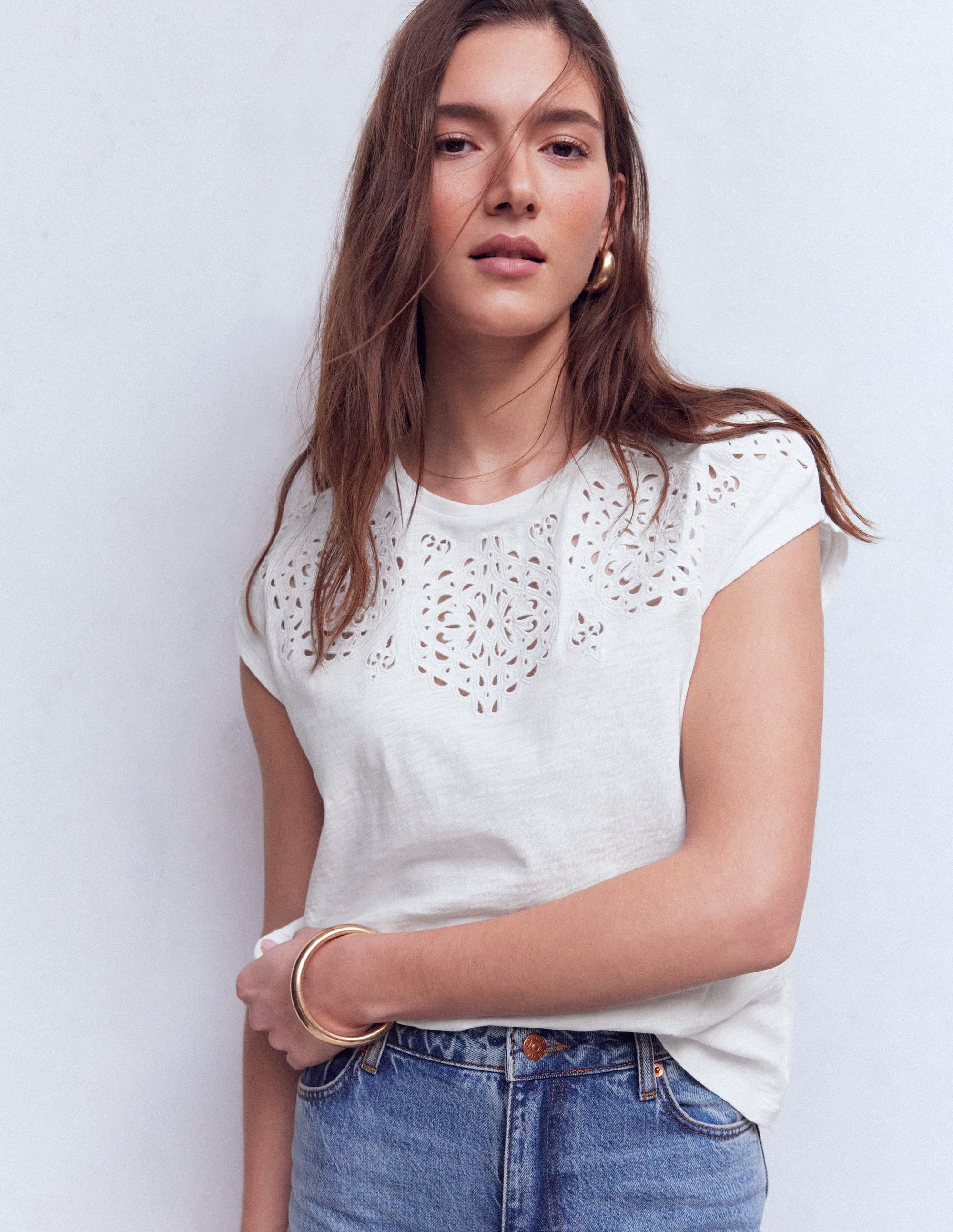 Willow Broderie T-Shirt-BRILLIANT WHITE - Image 4