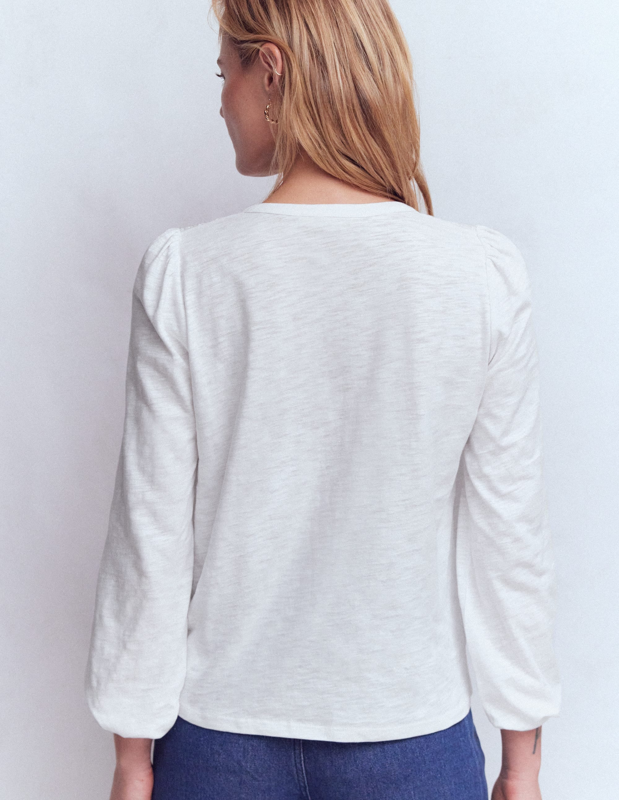 Woven-Mix Notch Neck Top-White - Image 3