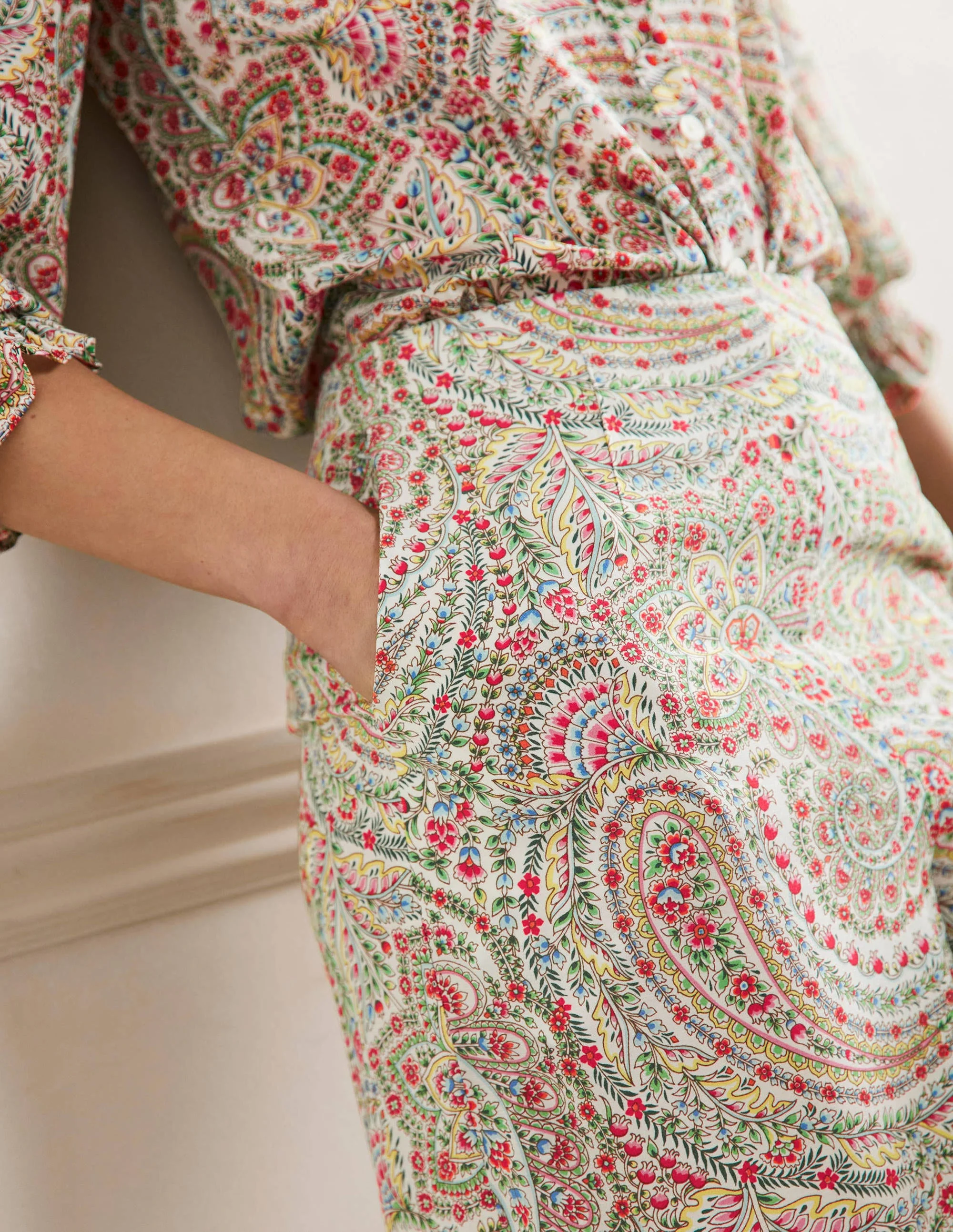 Zoe Wide Leg Palazzo Trousers-Ivory, Flora Paisley - Image 2